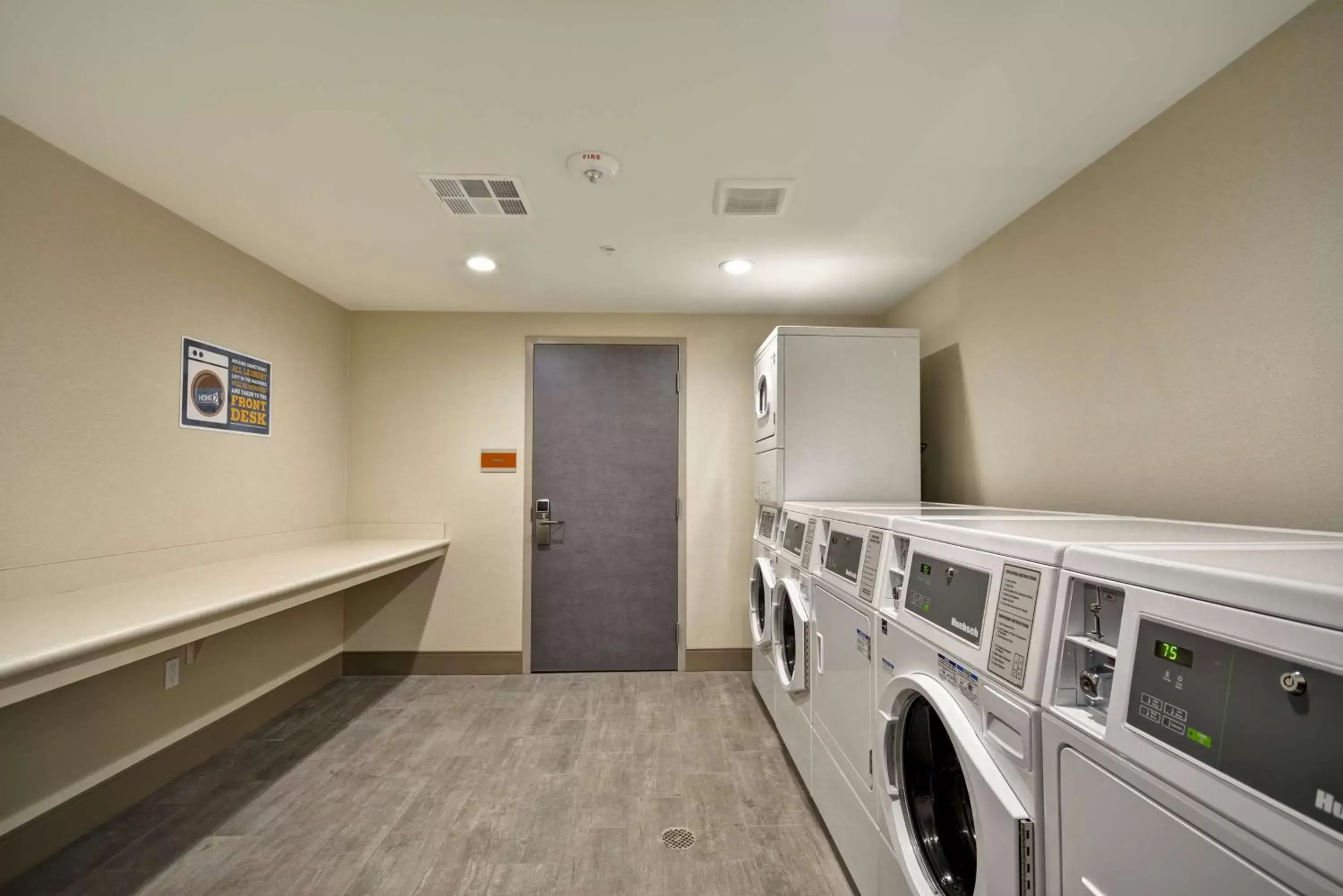 Property building, Kitchen/Kitchenette in Home2 Suites By Hilton Hanford Lemoore