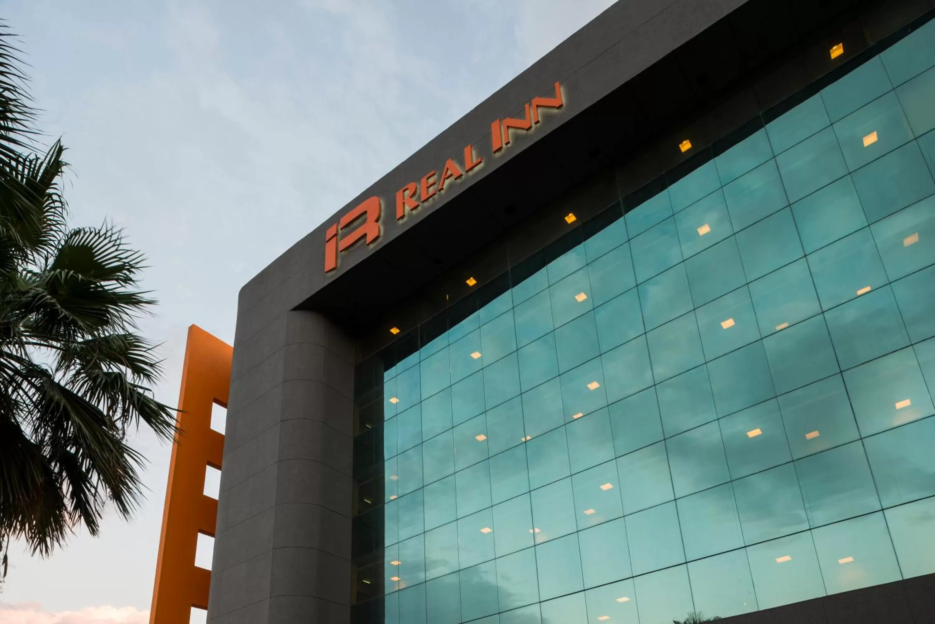 Property building in Real Inn Nuevo Laredo