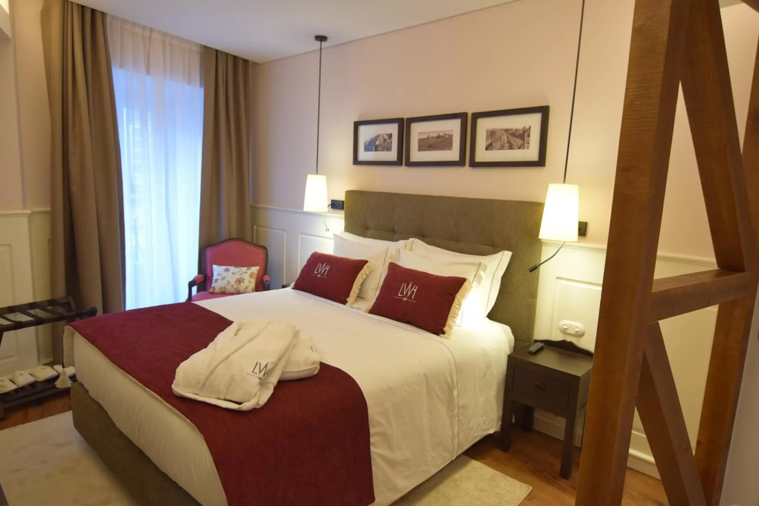 Bedroom, Bed in Lisbon Wine Hotel