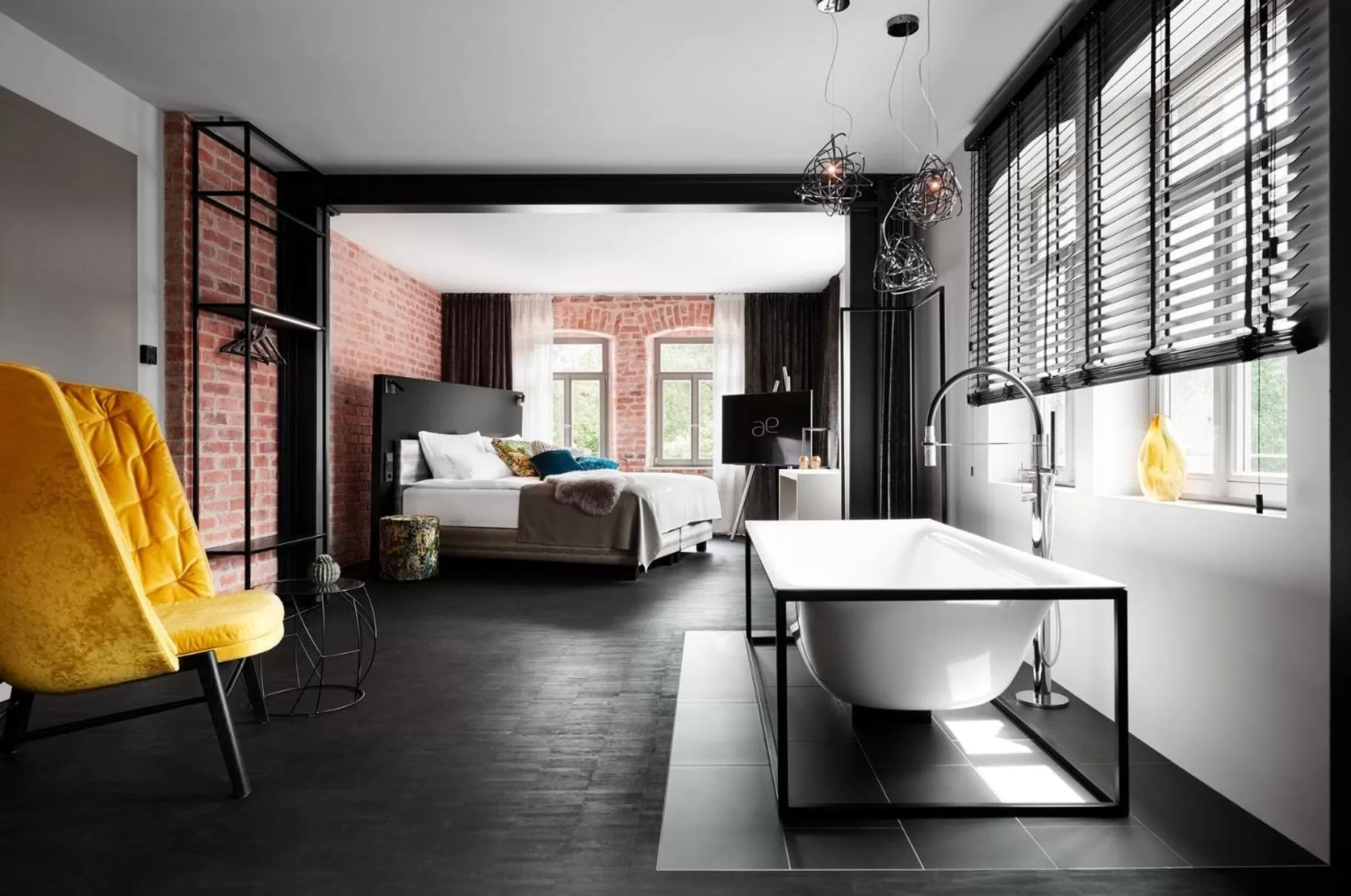 Photo of the whole room, Bed in Mittermeiers Alter Ego