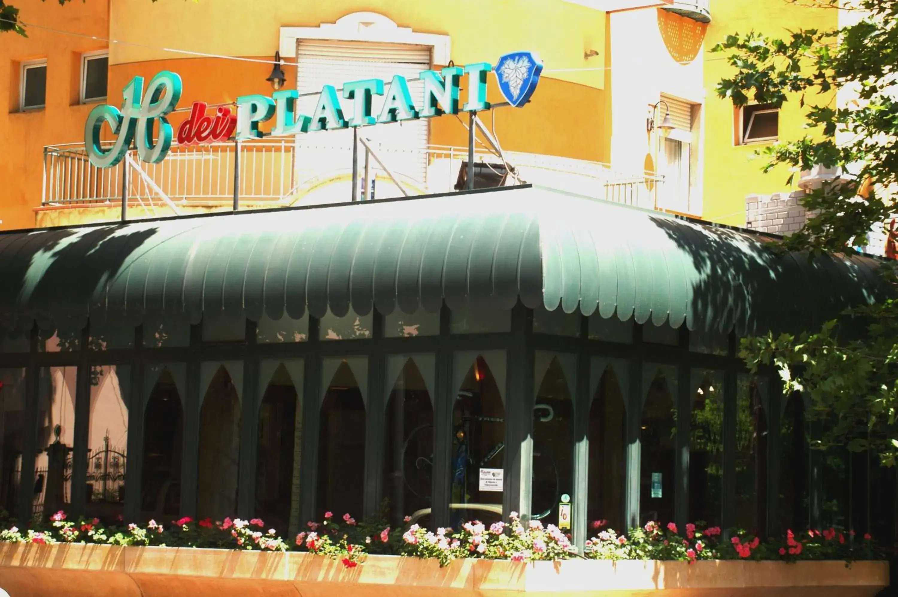 Facade/entrance, Property Building in Hotel Dei Platani