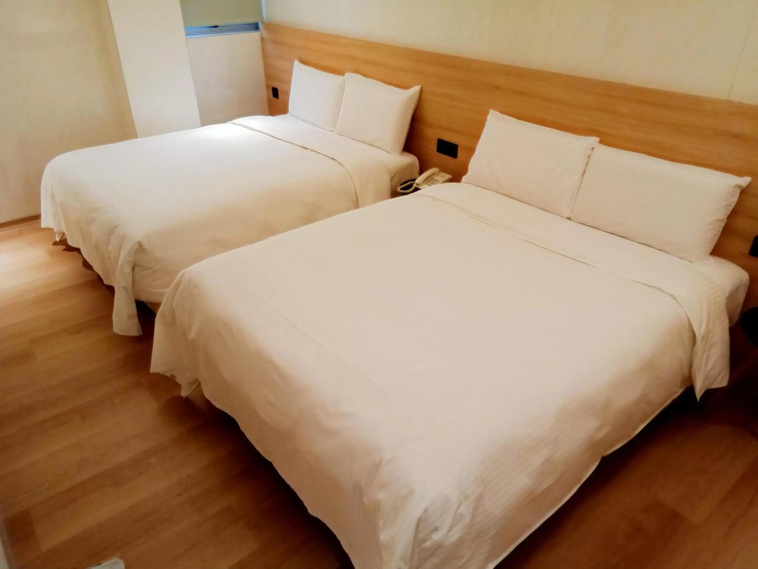 Quadruple Room with Private Bathroom in Fooyee Hotel - Yonghe Quadruple Room with Private Bathroom in Fooyee Hotel - Yonghe