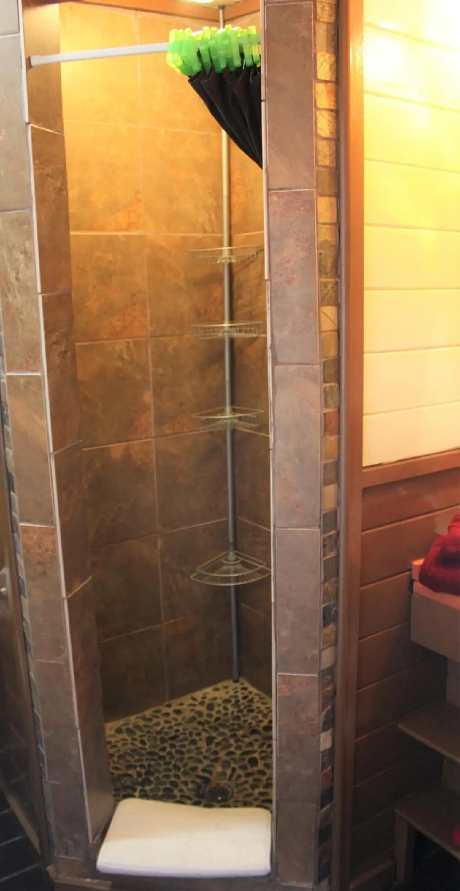 Bathroom in Woodhouse Cottages And Ranch