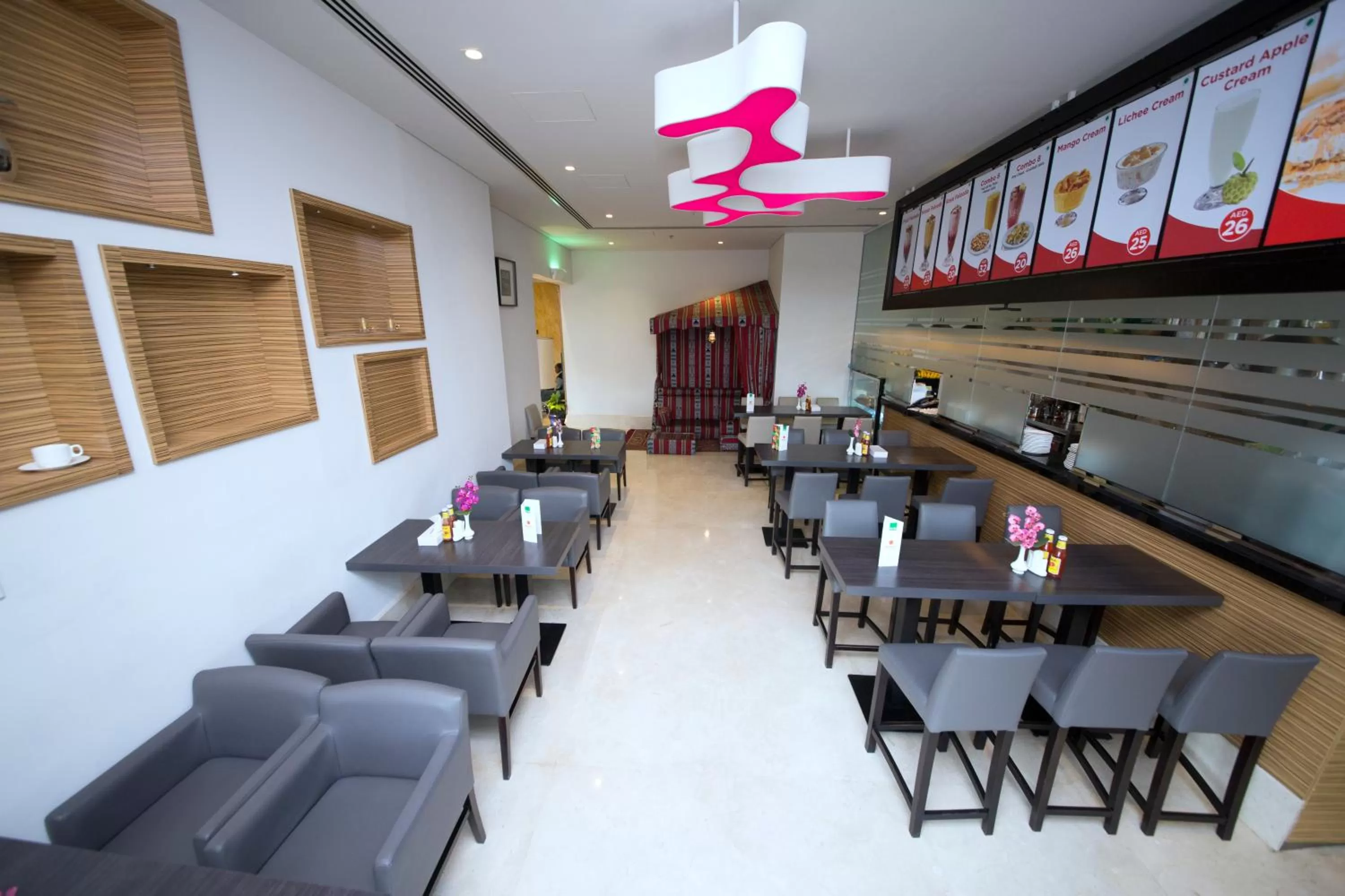 Restaurant/places to eat in Best Western Plus Pearl Creek