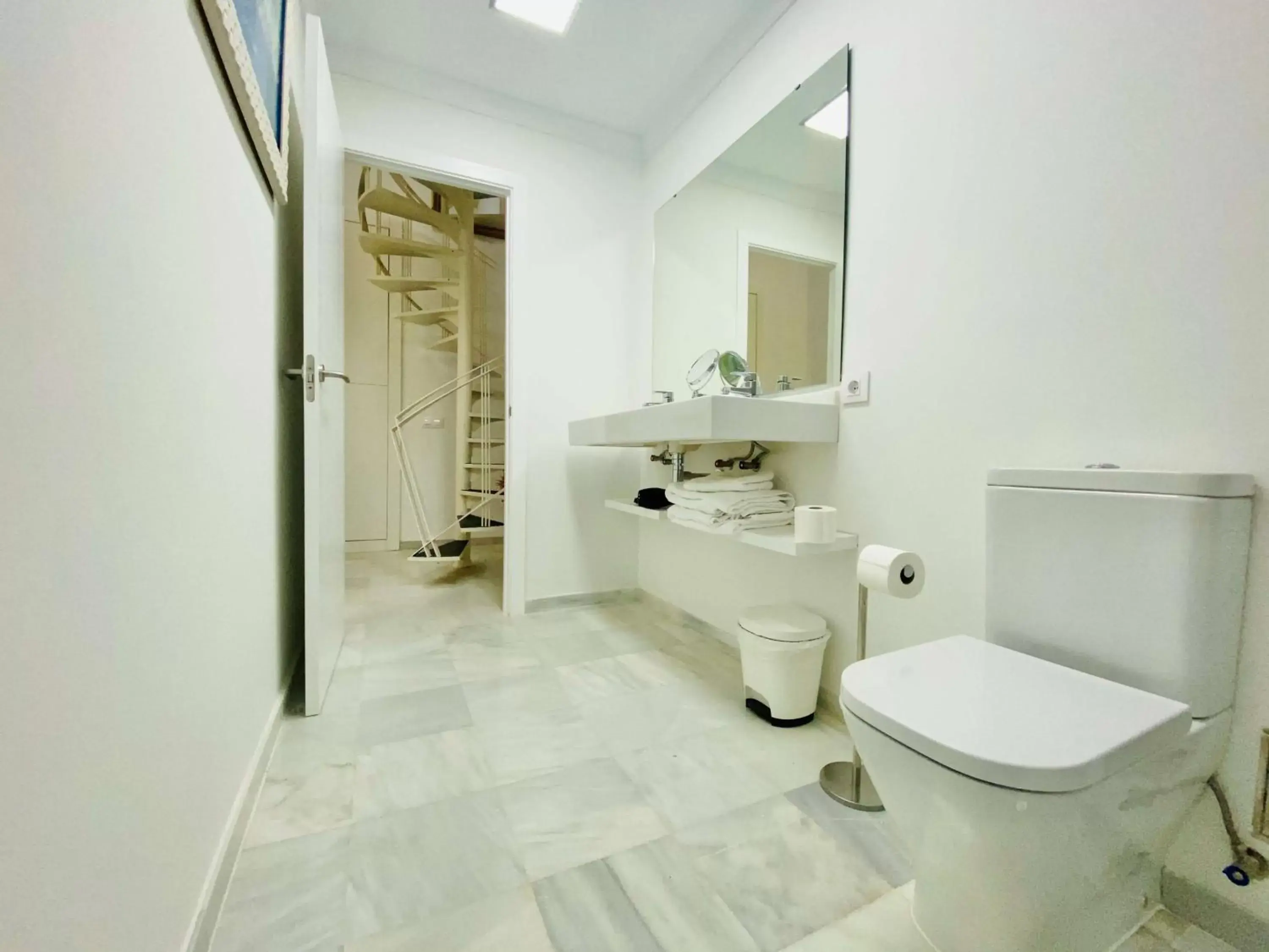 Bathroom in Hotel Las Cortes De Cádiz