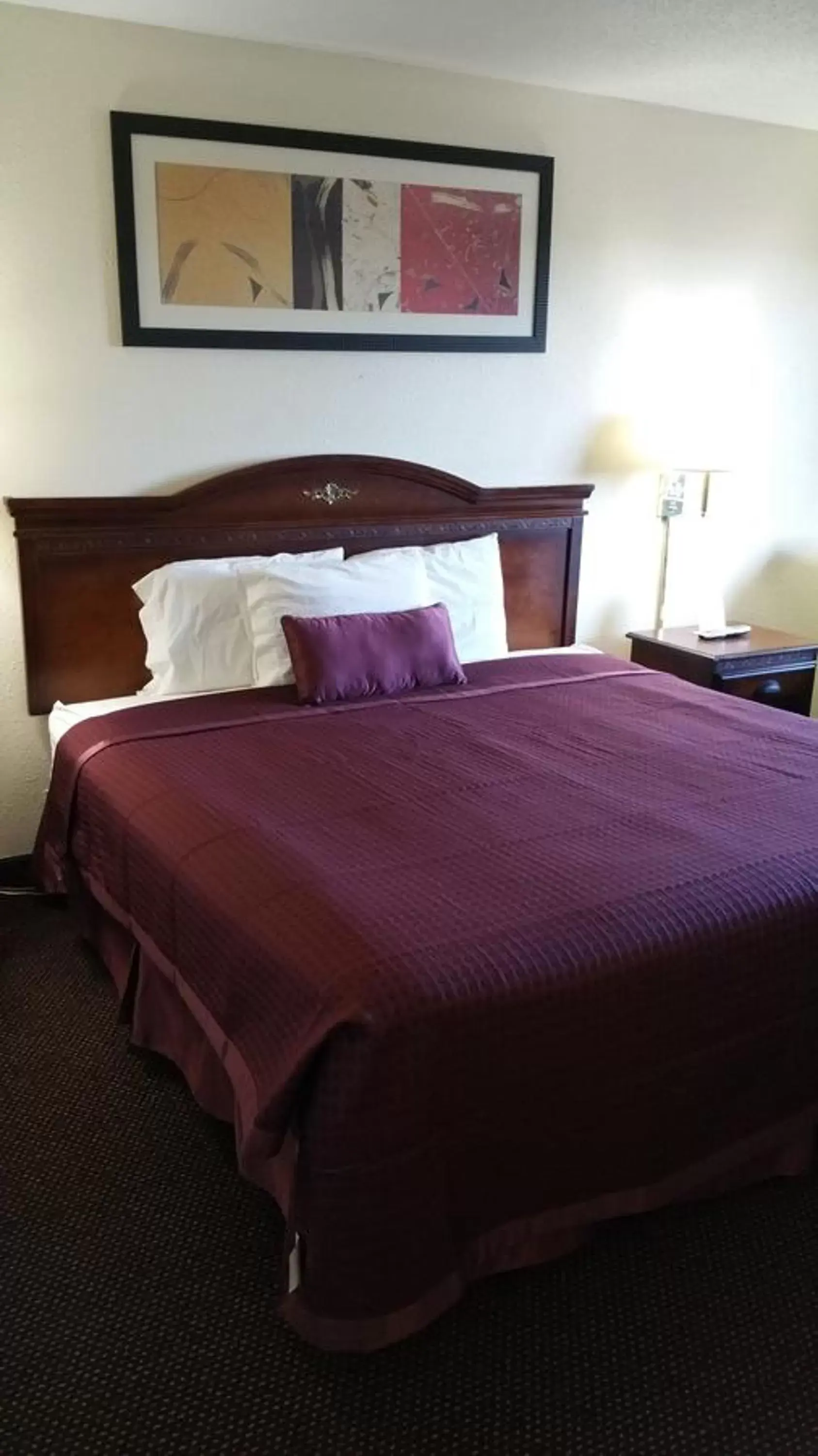 Bed in Hoosier Inn- Portland