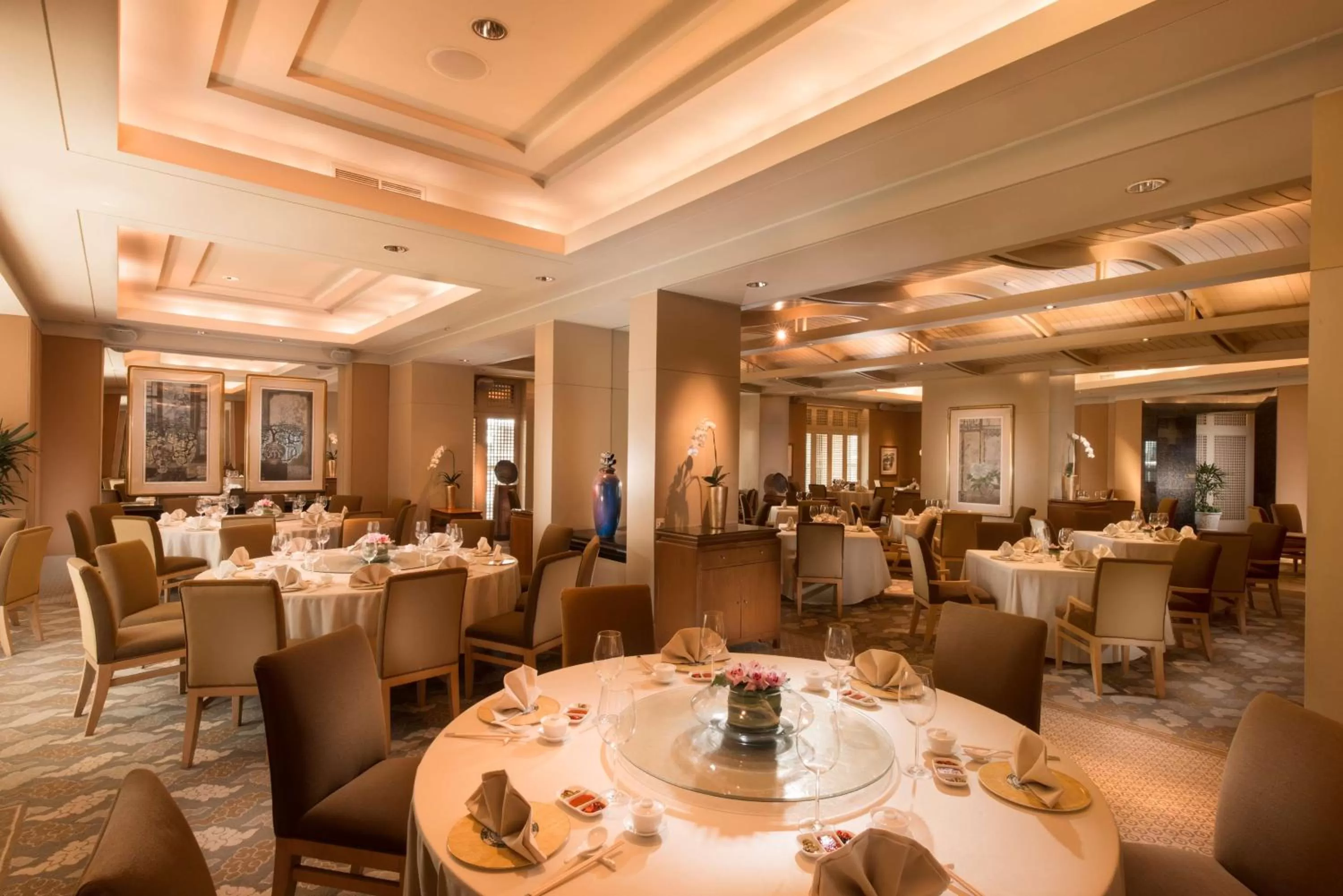 Restaurant/places to eat in Conrad Centennial Singapore