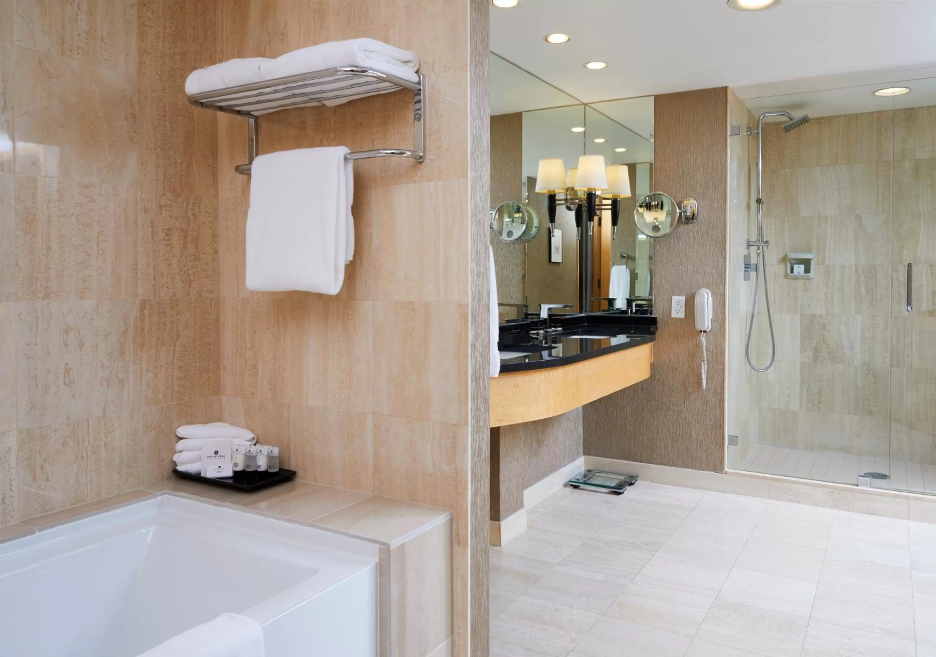 Shower in Pan Pacific Vancouver