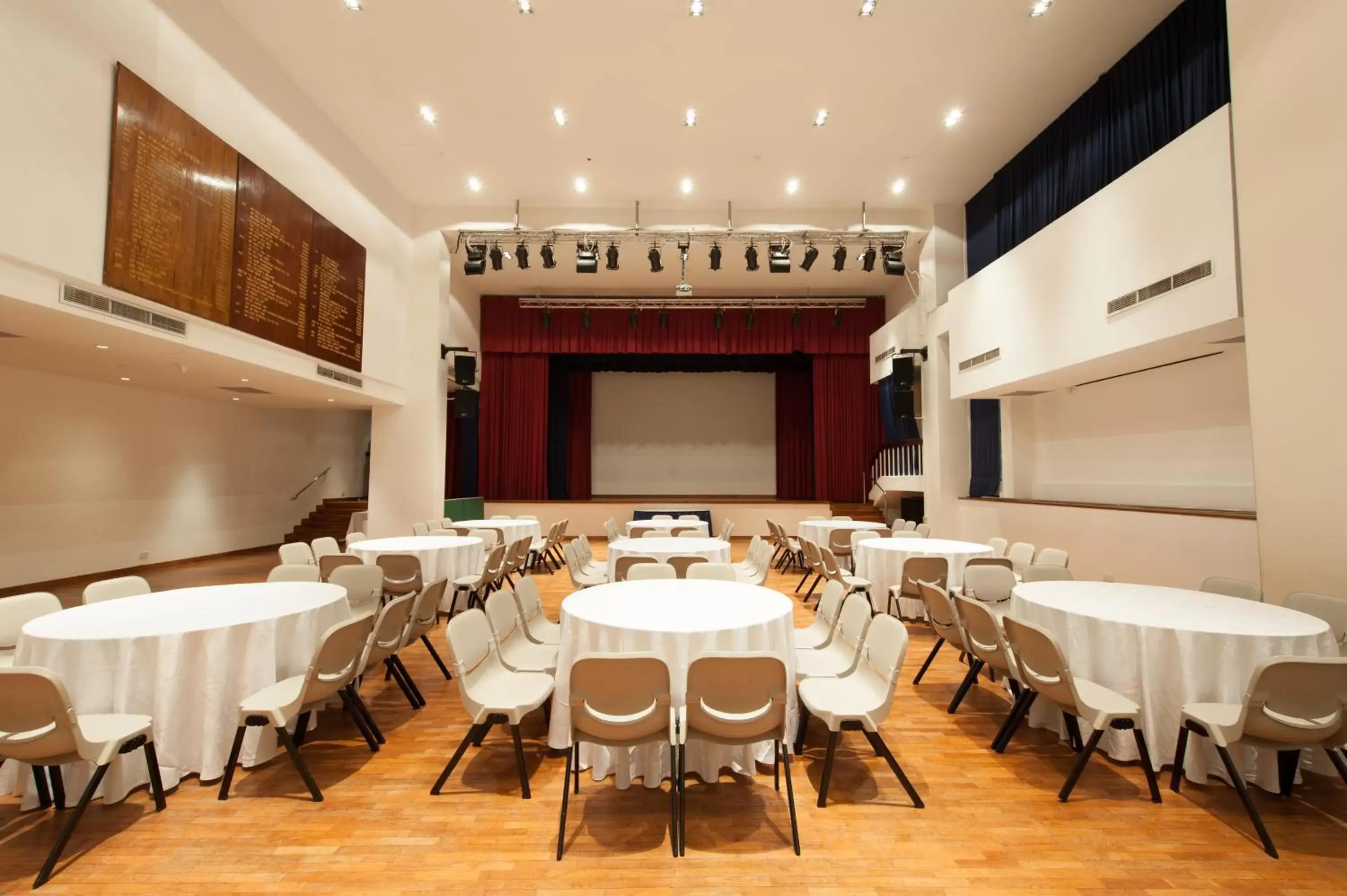 Banquet/Function facilities in YMCA One Orchard