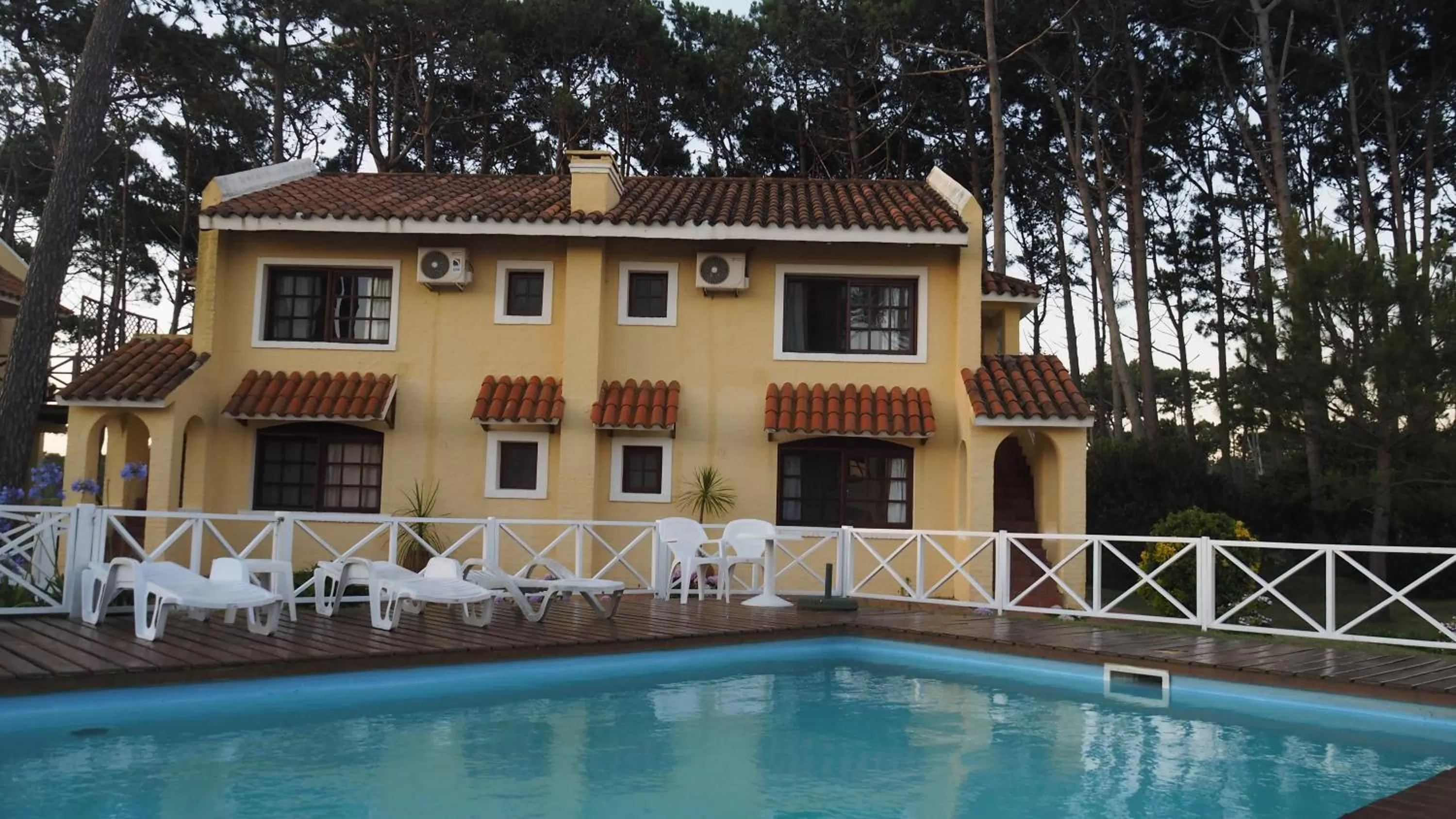 Property Building in Pino Dorado