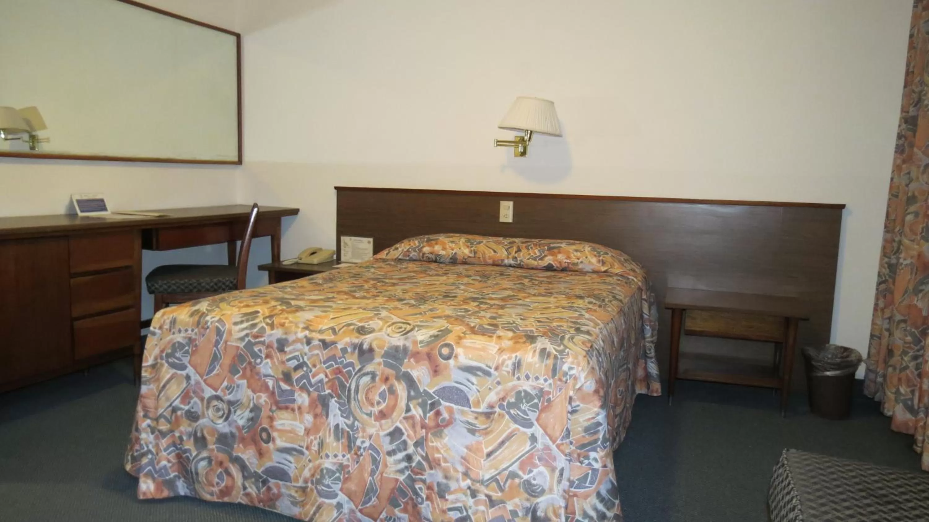 bunk bed, Bed in Hotel Sevilla