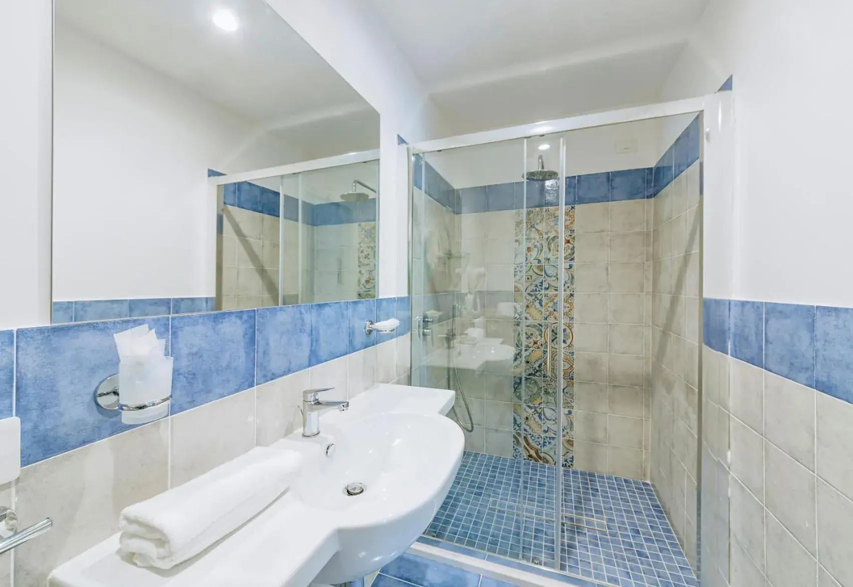 Property building, Bathroom in Family Spa Hotel Le Canne