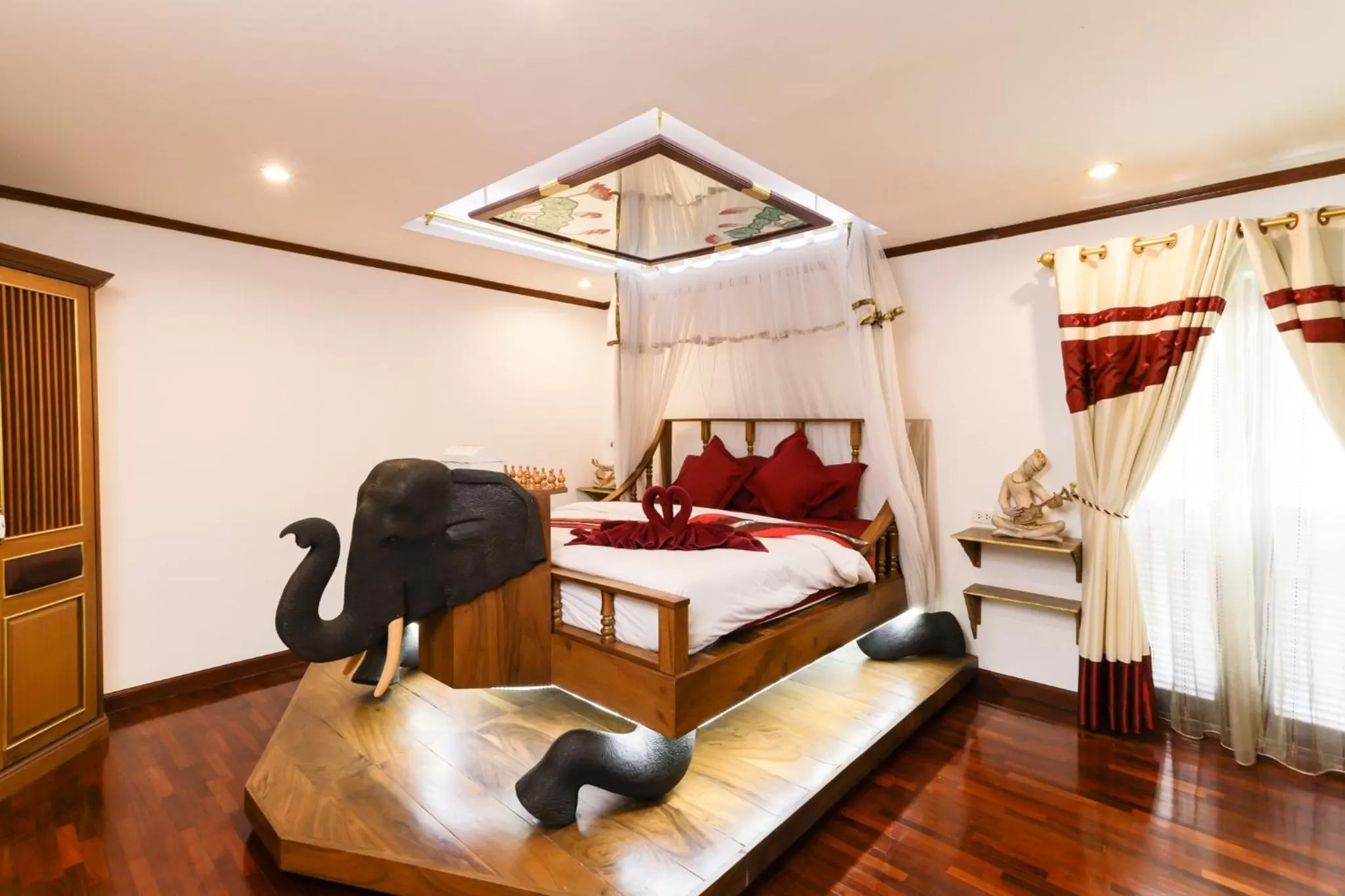 Bed in Olivier Boutique