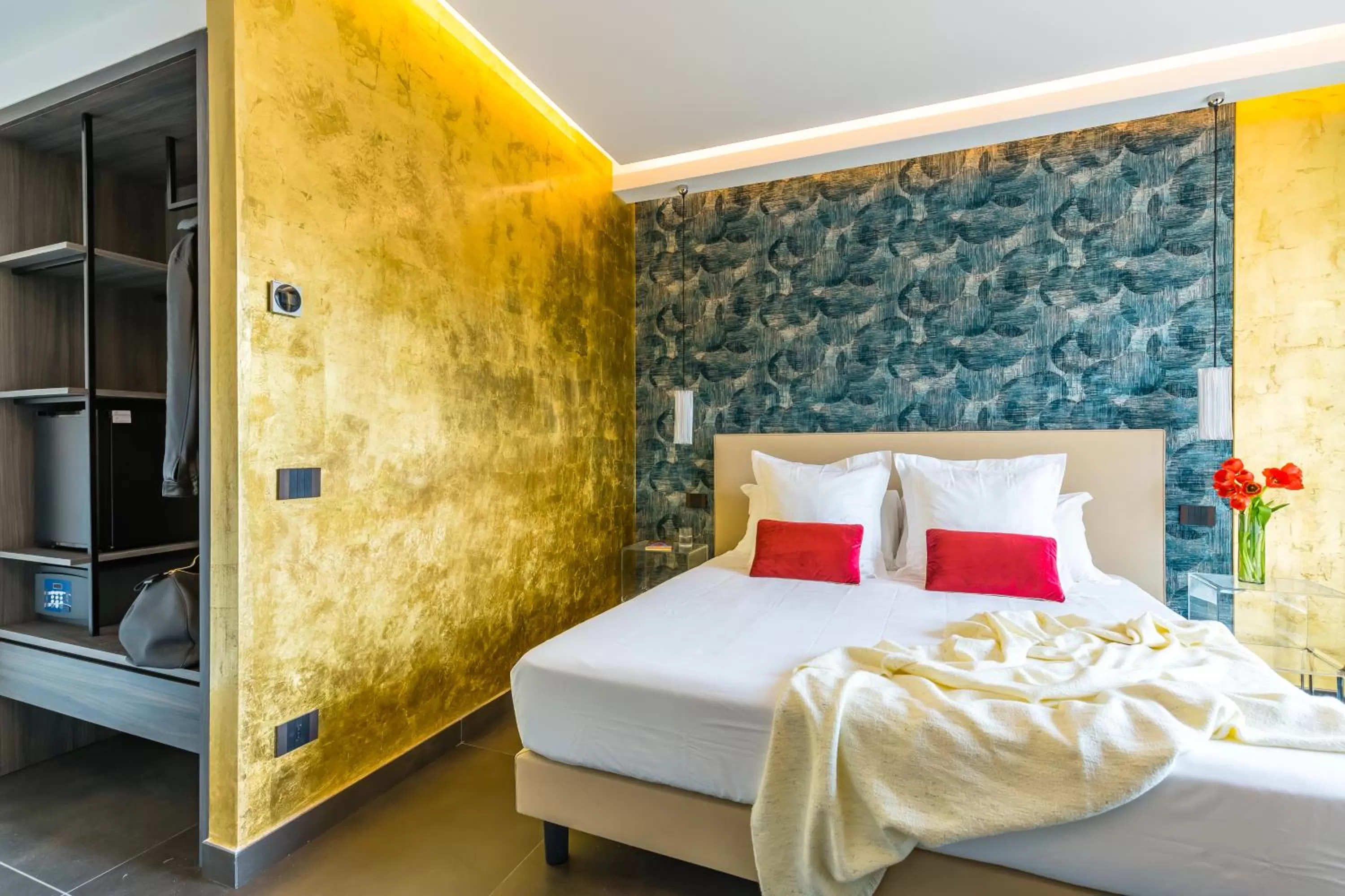 Bed in Dei Martiri Suite