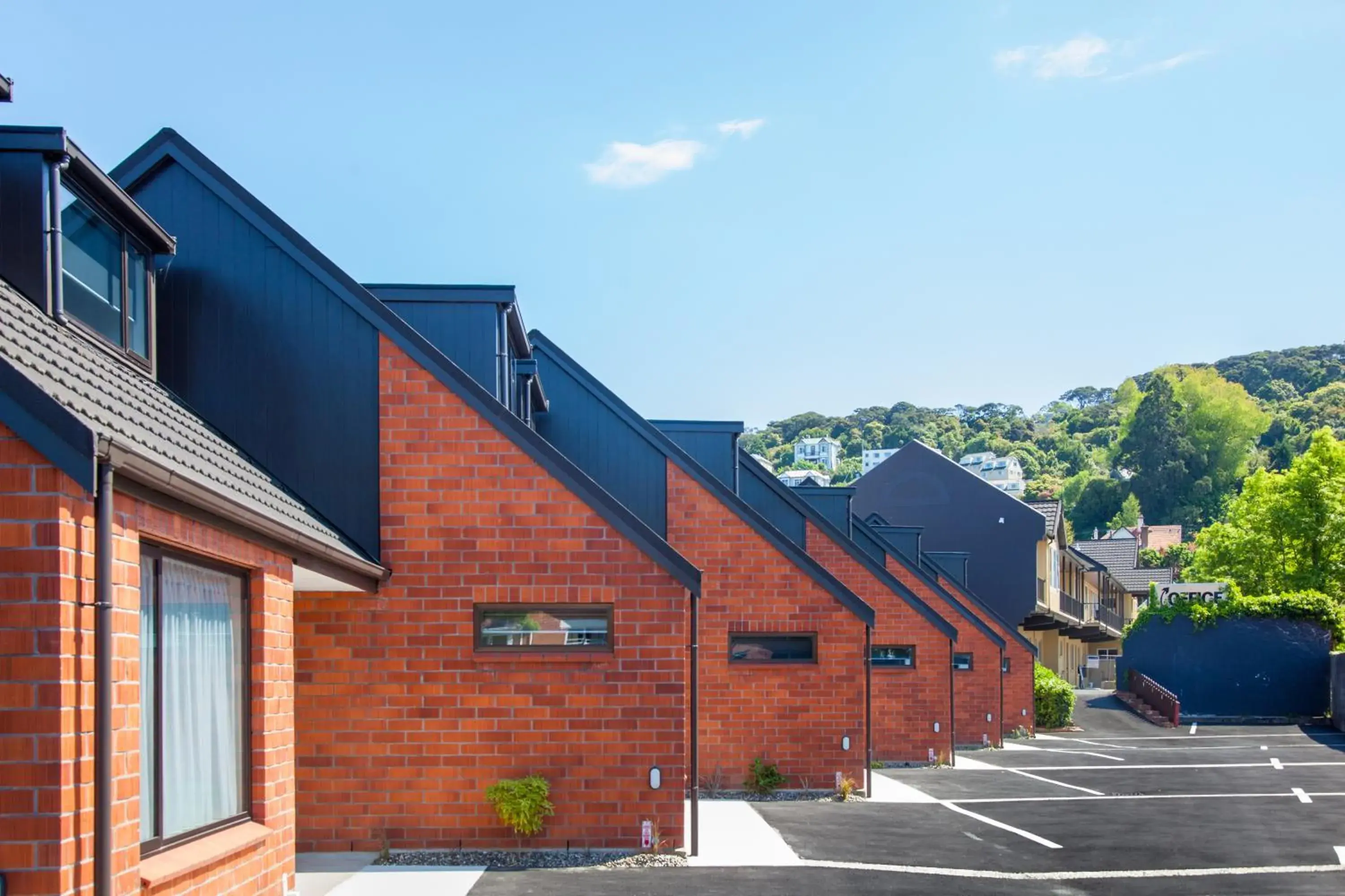 Property Building in Dunedin Motel and Villas