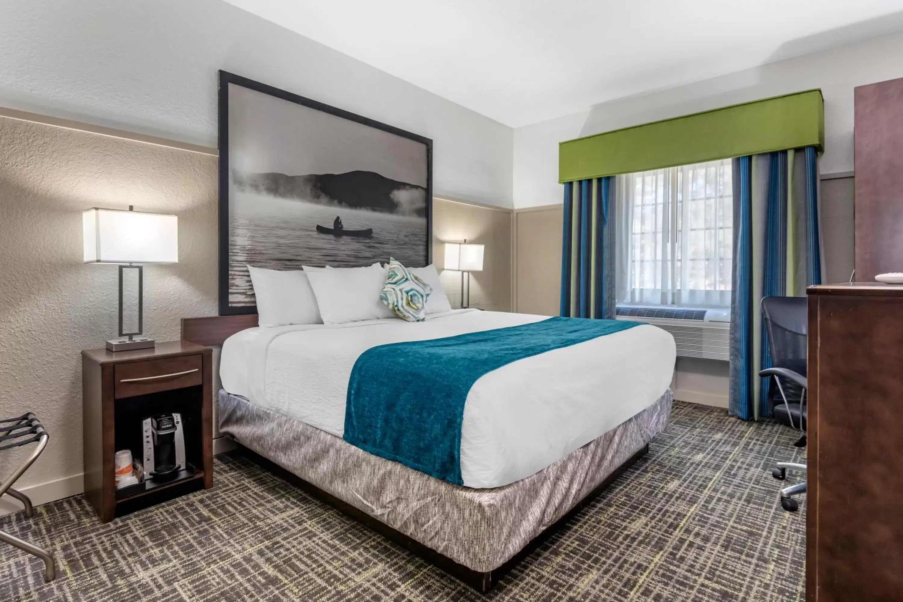 Bedroom, Bed in The Freeport Hotel, Ascend Hotel Collection