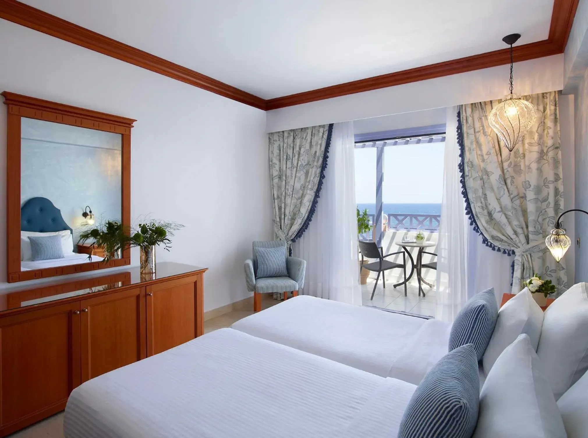 Bedroom, Bed in Serita Beach Hotel