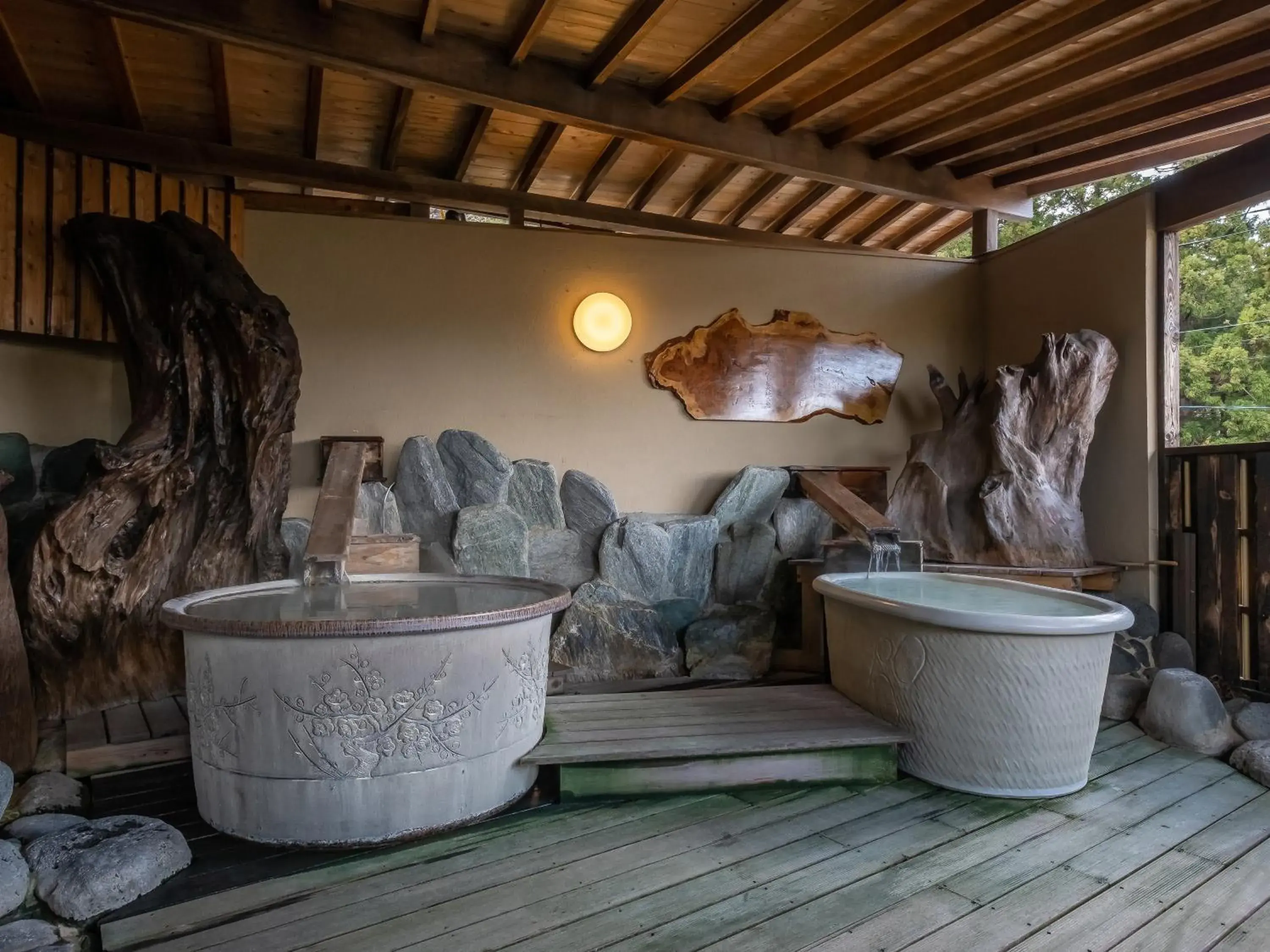 Hot Spring Bath in Hakone Shirayunoyado Yamadaya Ryokan