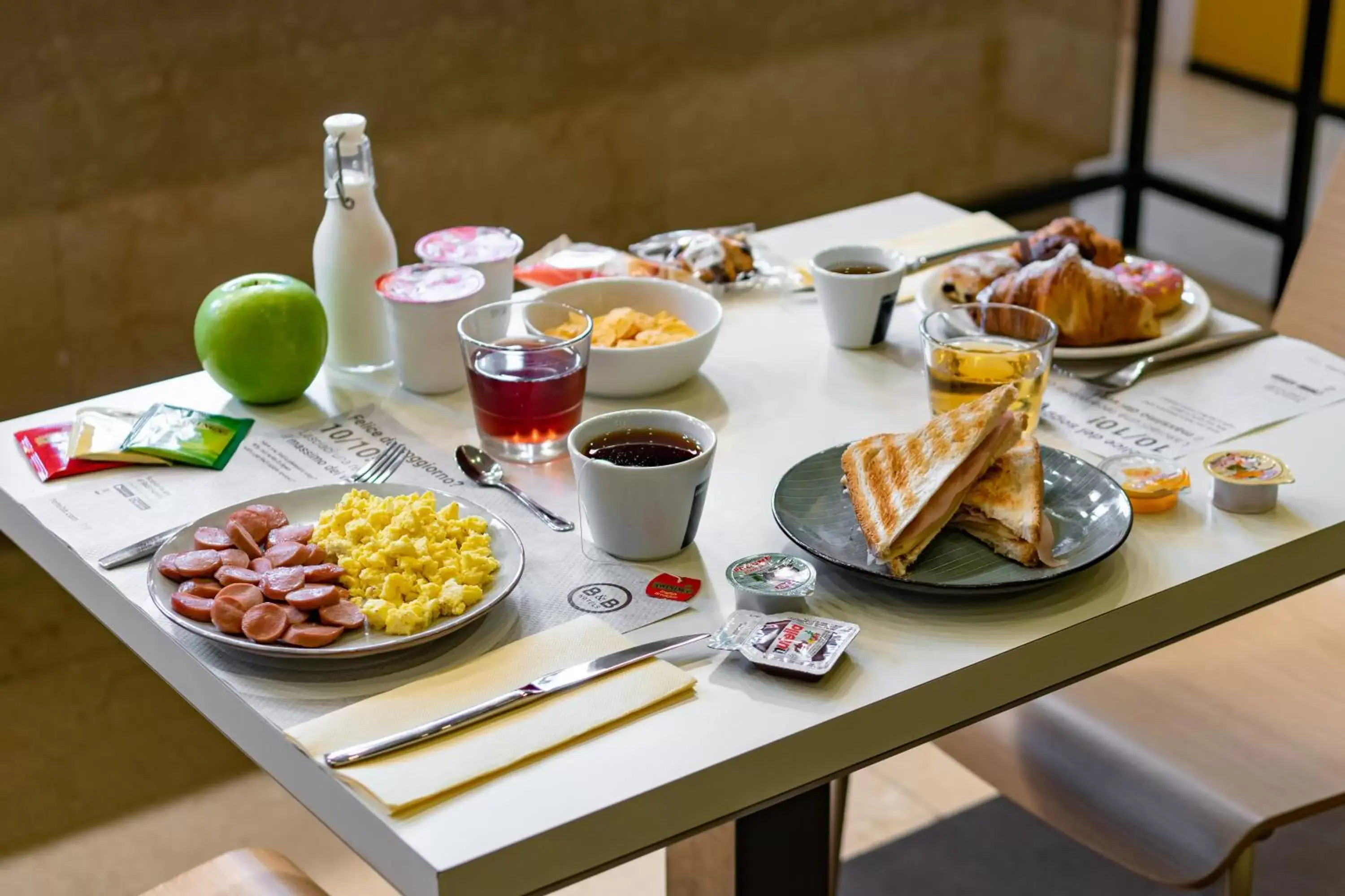 Breakfast in B&B Hotel Cremona