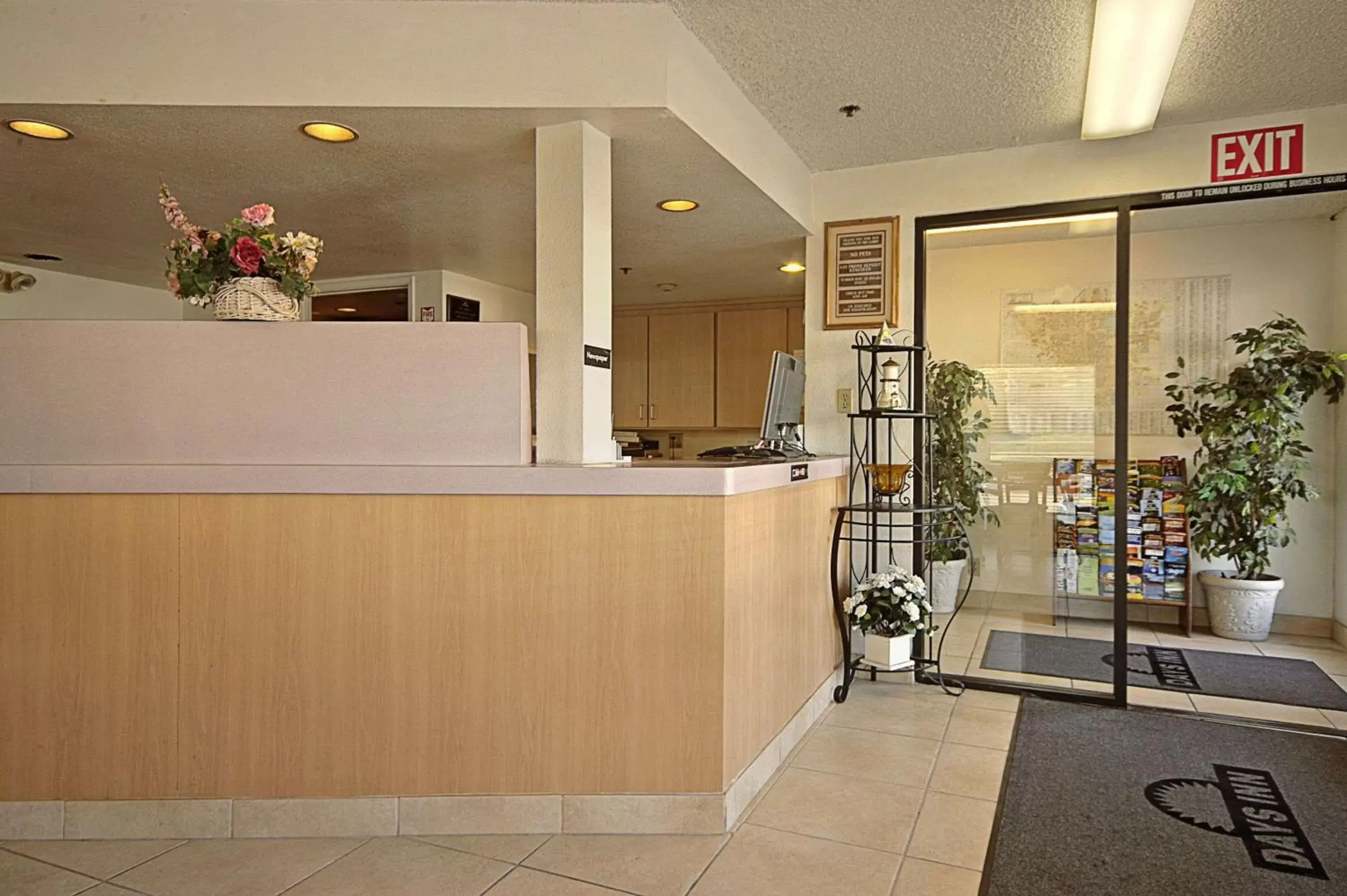 Lobby or reception, Lobby/Reception in Days Inn by Wyndham Fresno South