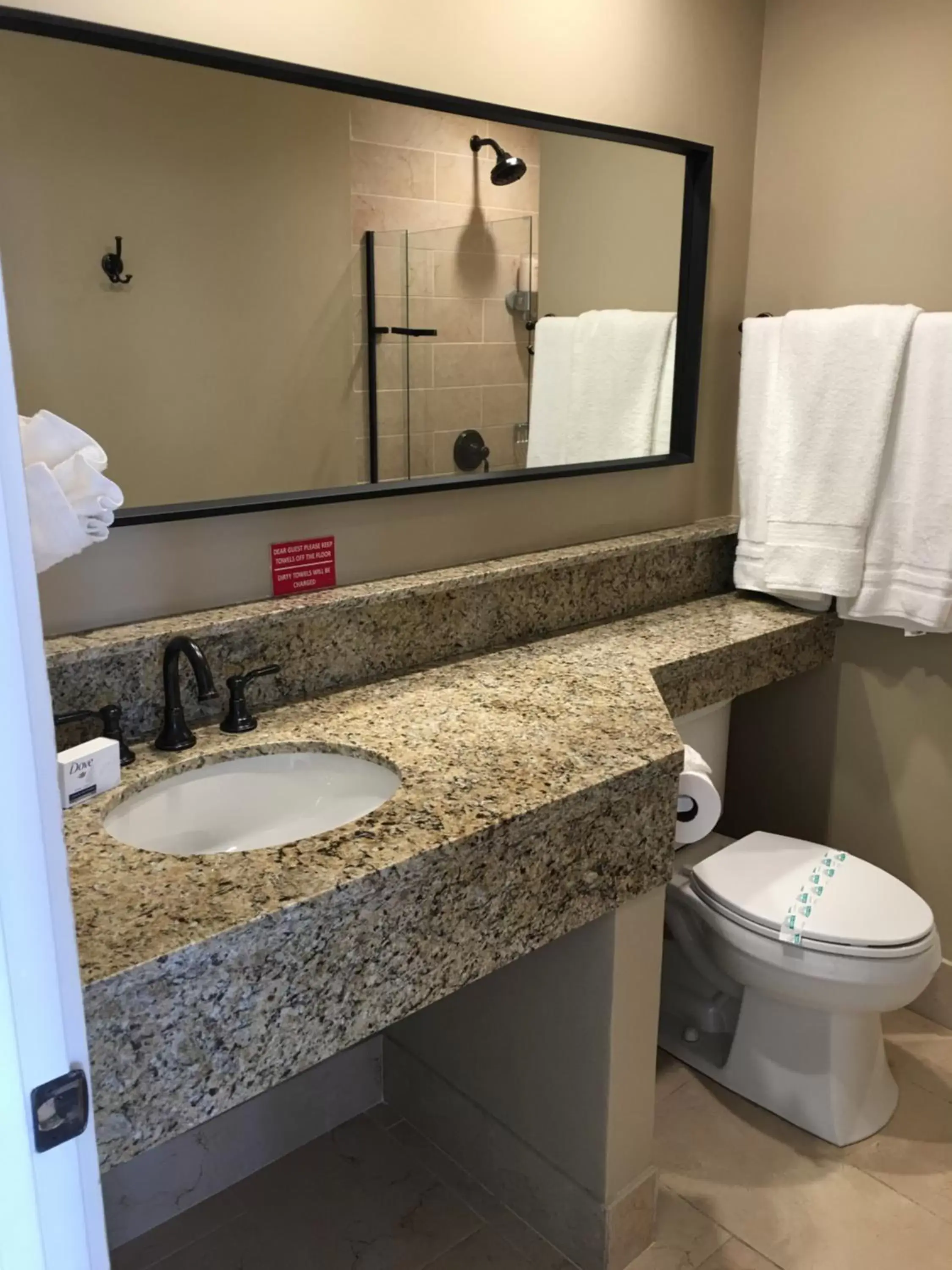 Bathroom in Quinta Pacifica Beachfront Villas