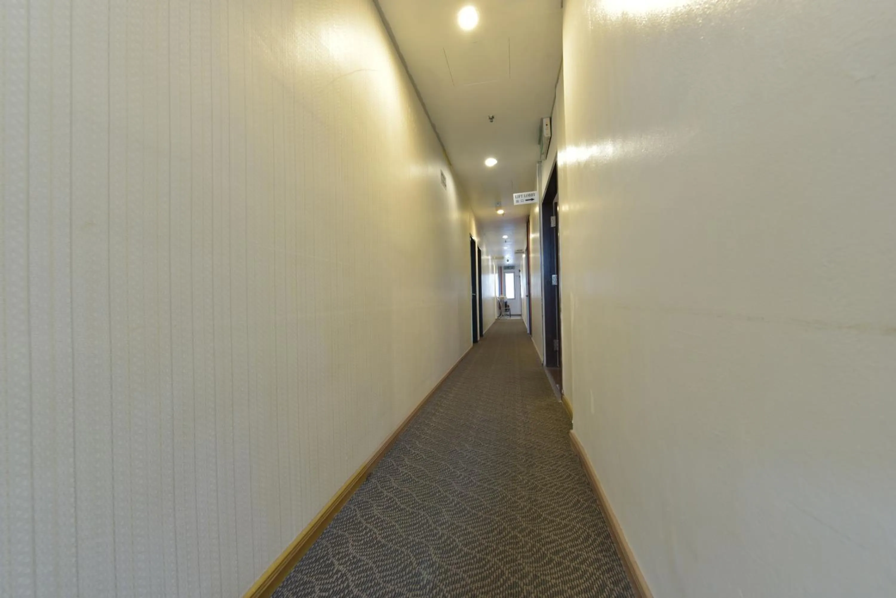 Lobby or reception in Townhouse OAK Hotel Holmes Johor Jaya