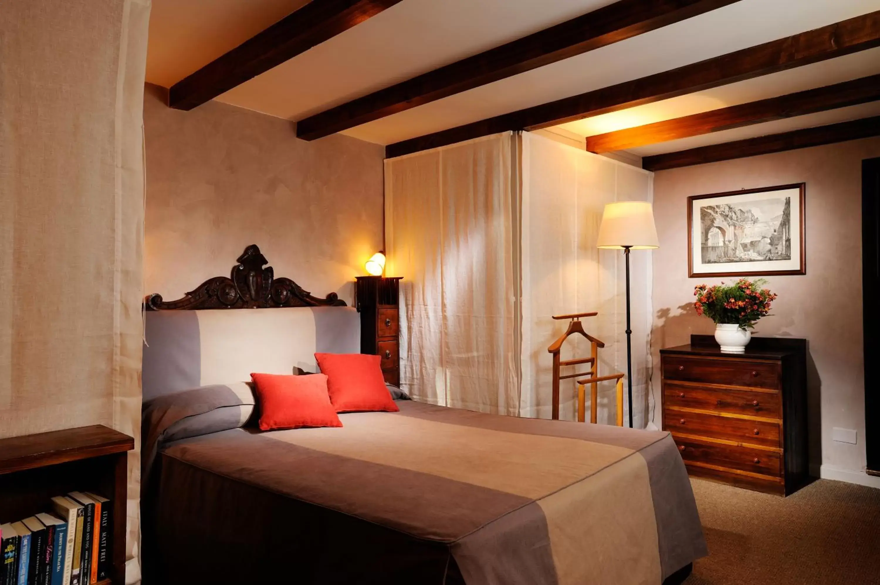 Bedroom, Bed in Residenza San Calisto