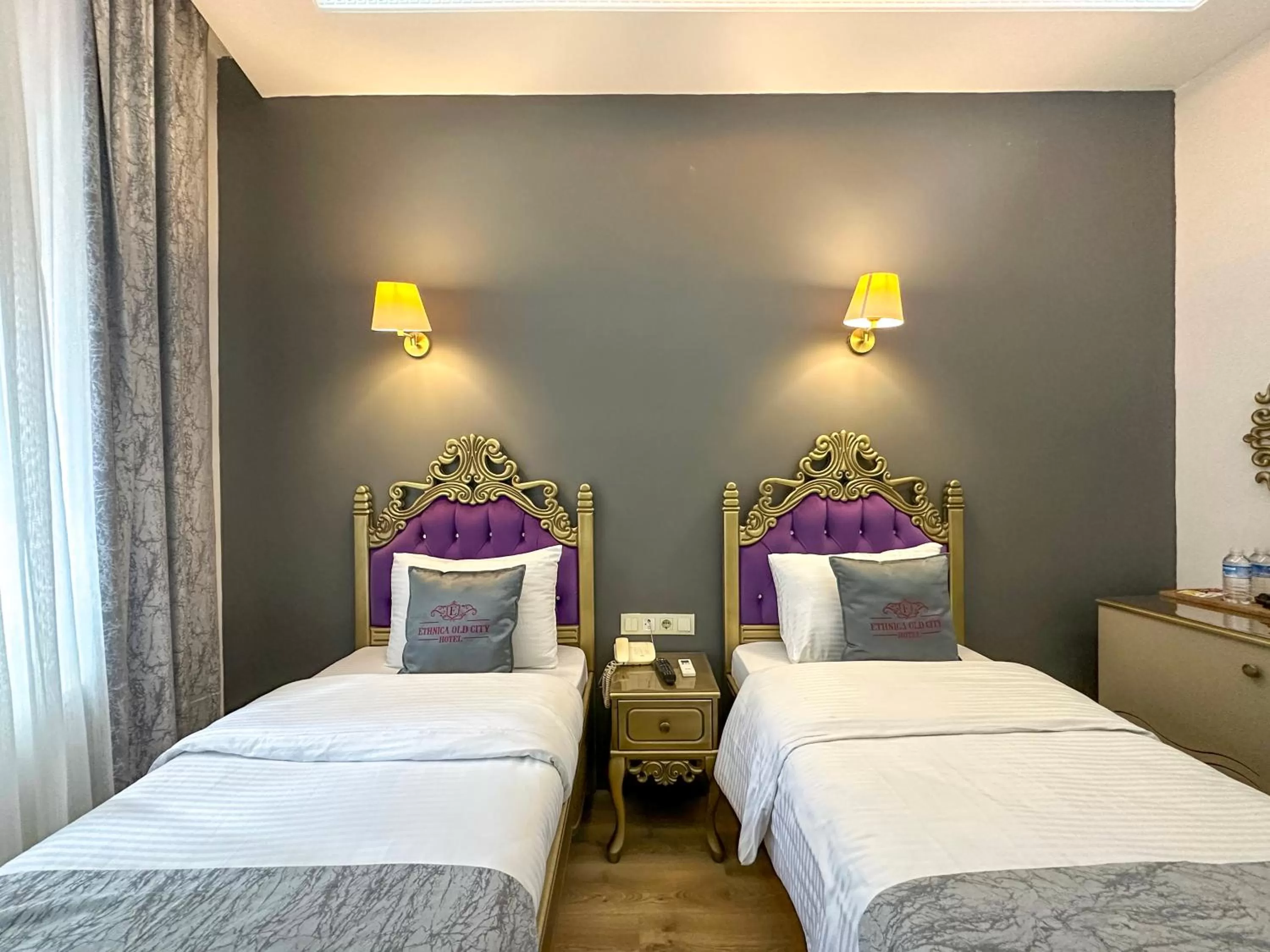 Deluxe Twin Room in Ethnica Hotel Old City