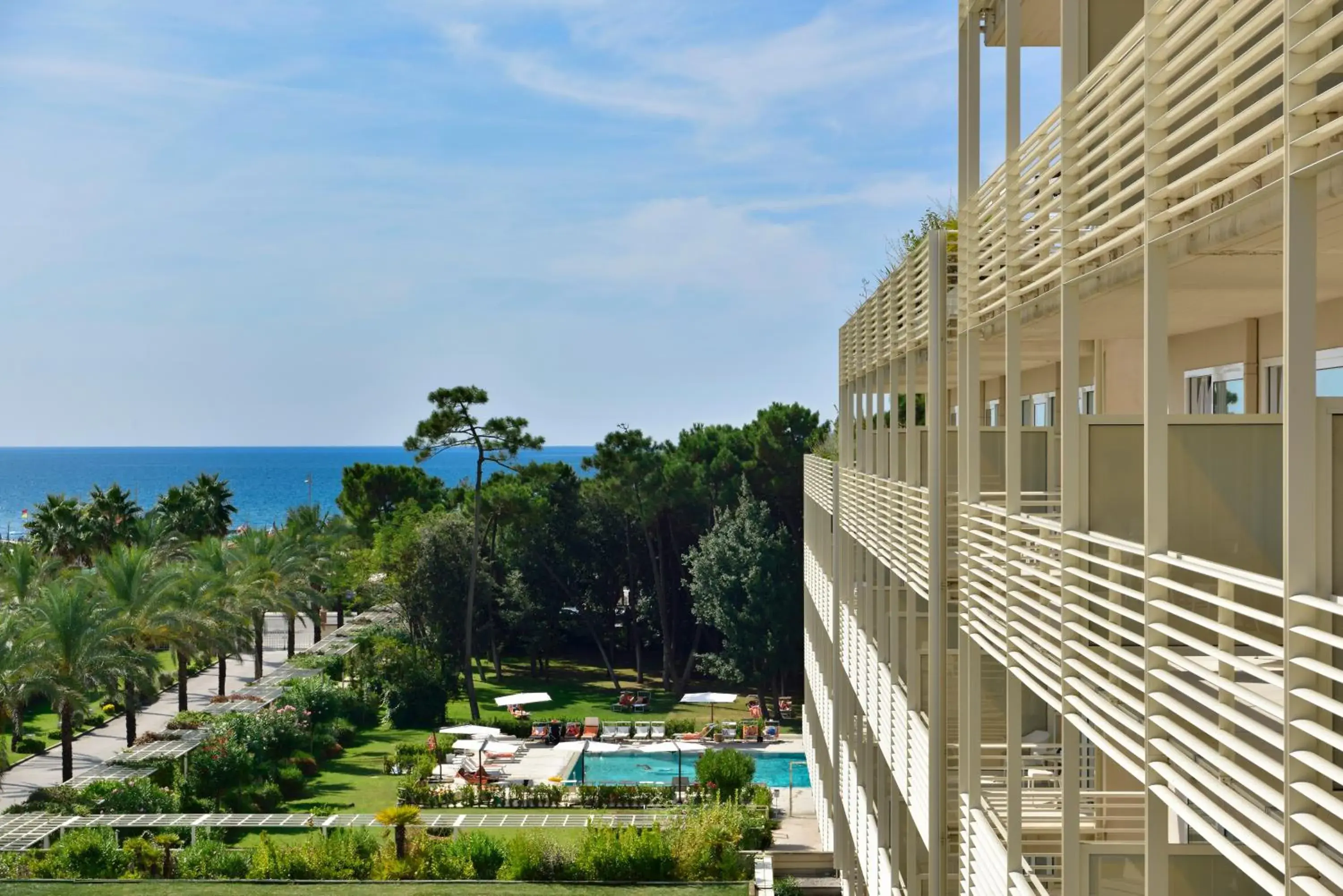 Garden, Pool View in Versilia Lido - UNA Esperienze