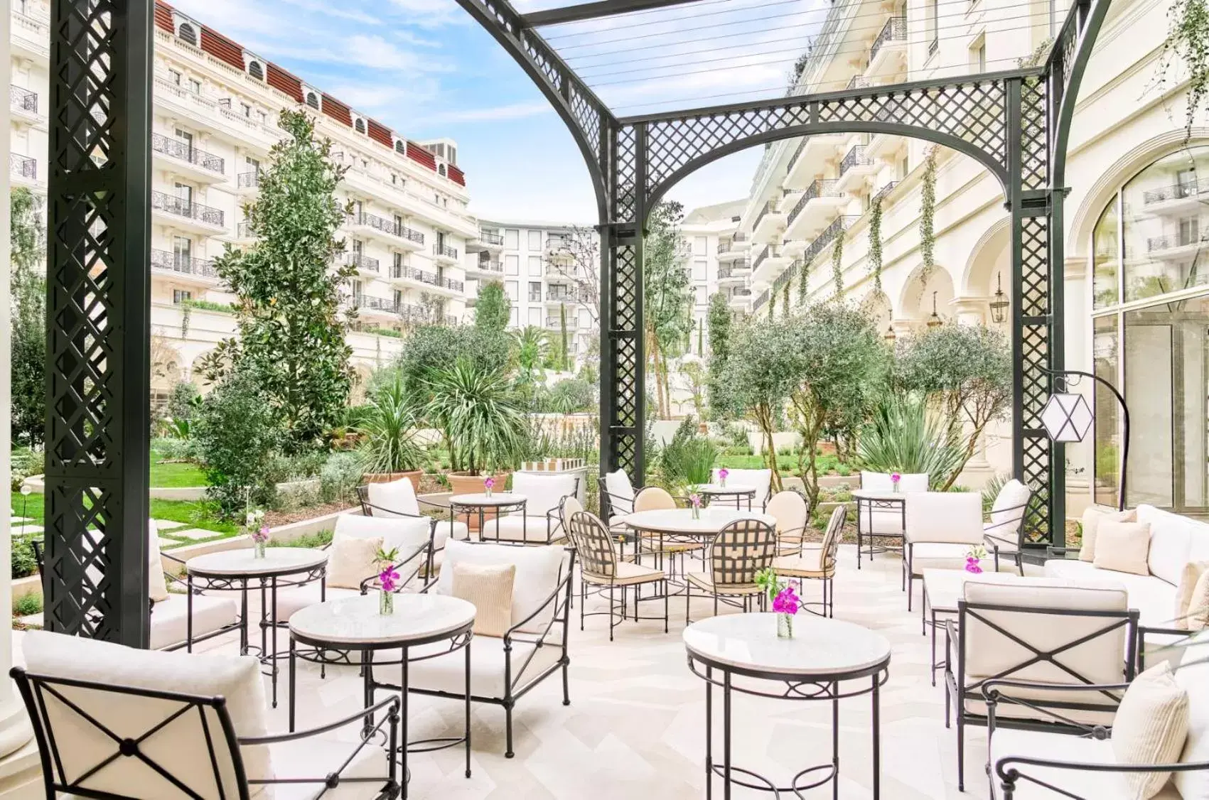 Balcony/Terrace, Restaurant/Places to Eat in Carlton Cannes, a Regent Hotel