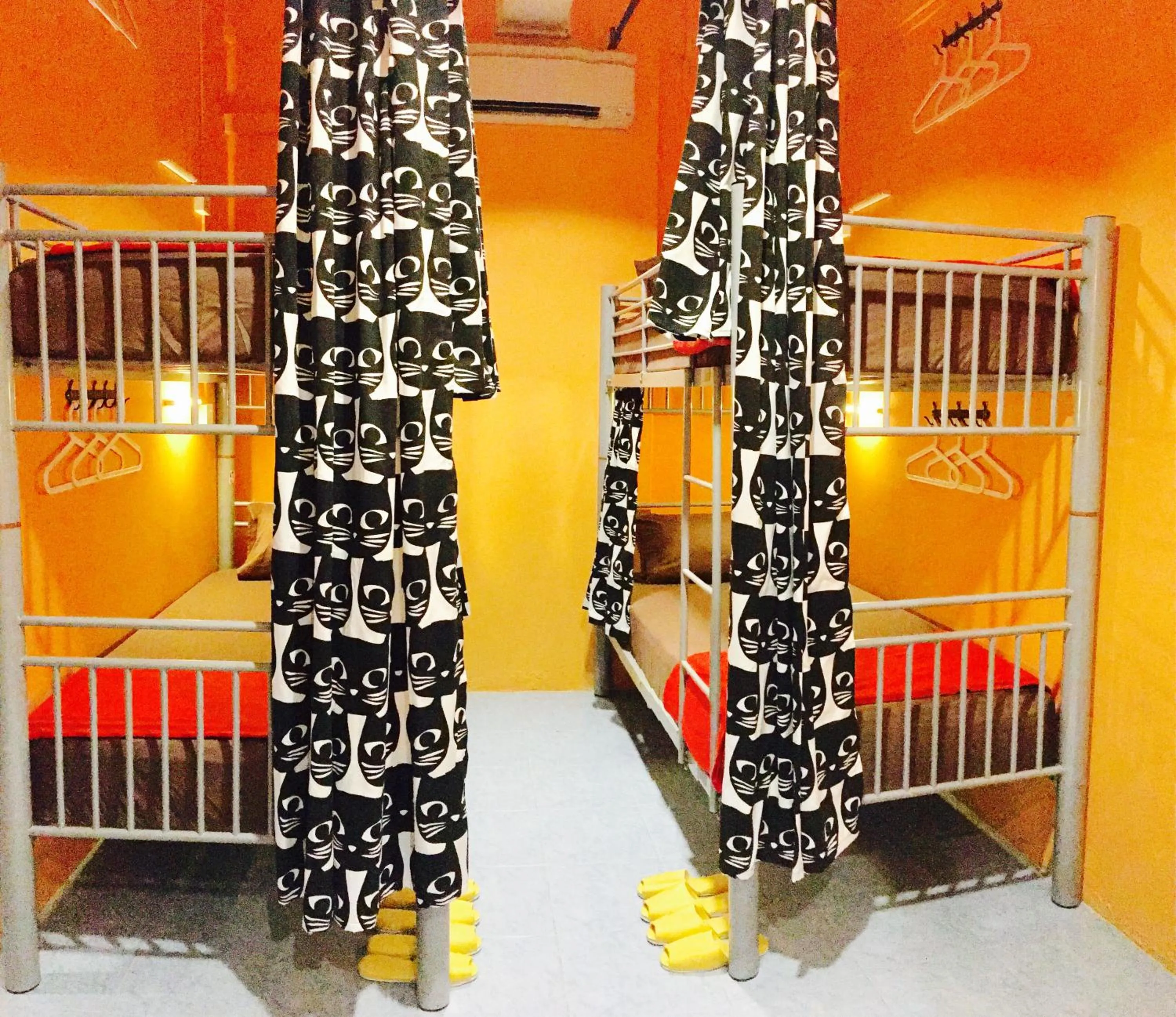 bunk bed in Century Service World