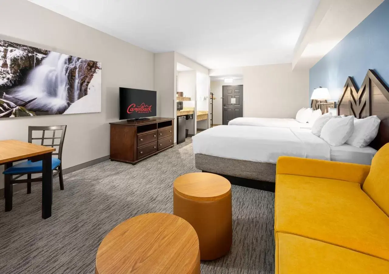 Bedroom, Bed in Camelback Resort Bedroom, Bed in Camelback Resort