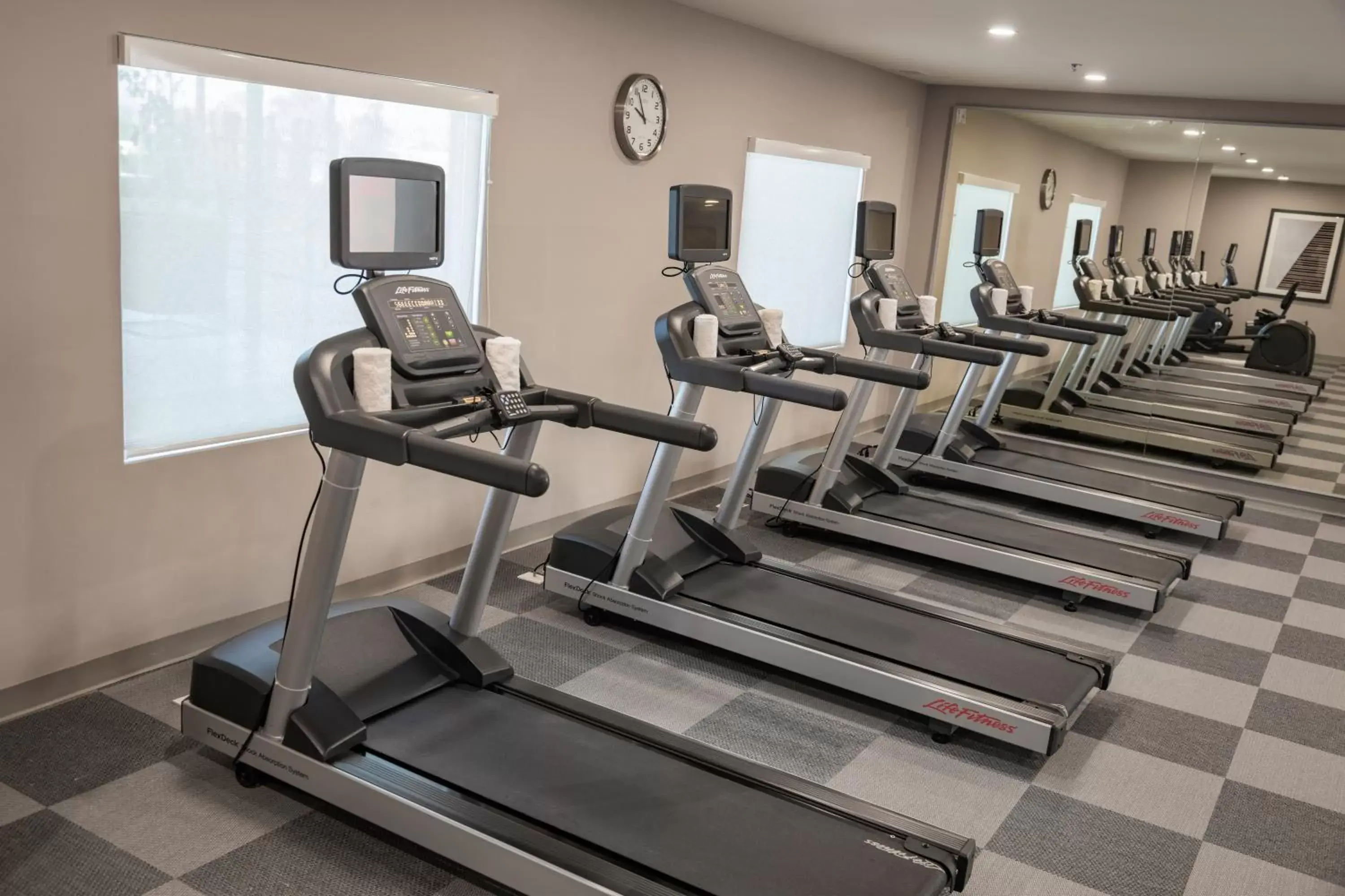 Spa and wellness centre/facilities, Fitness Center/Facilities in Holiday Inn & Suites - Aguascalientes, an IHG Hotel