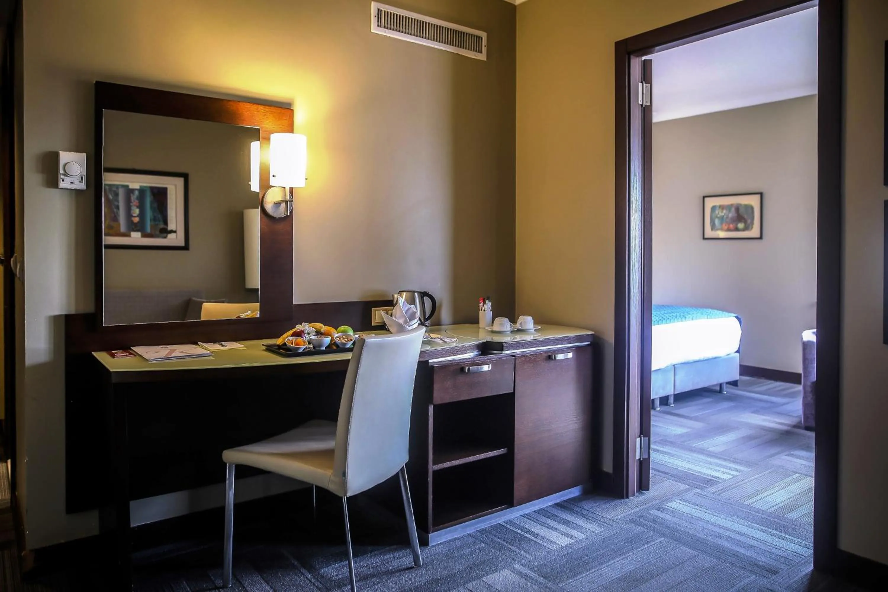 Living room, Bed in Kaya Prestige Oteli