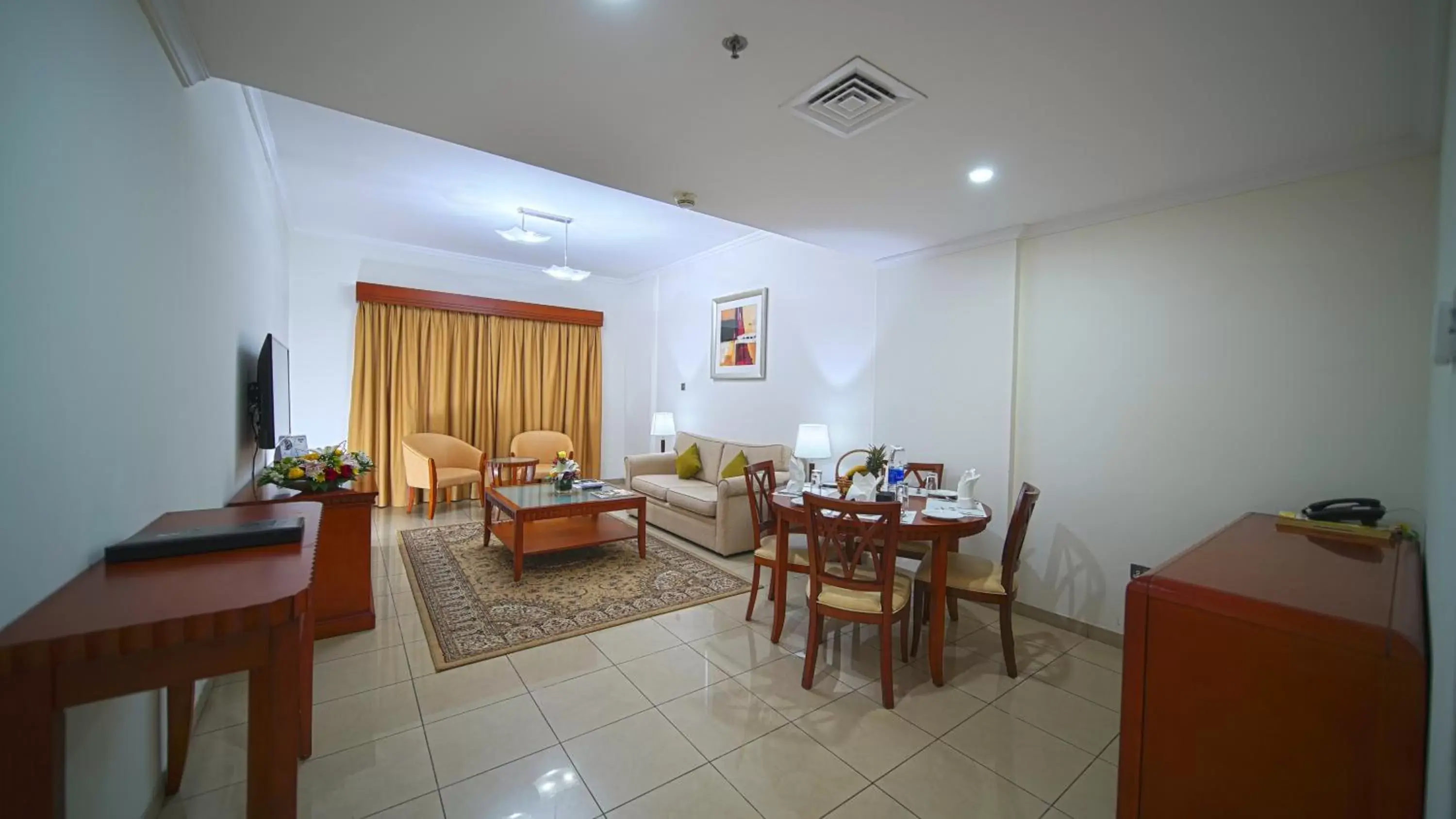 Living room in Rose Garden Hotel Apartments - Bur Dubai