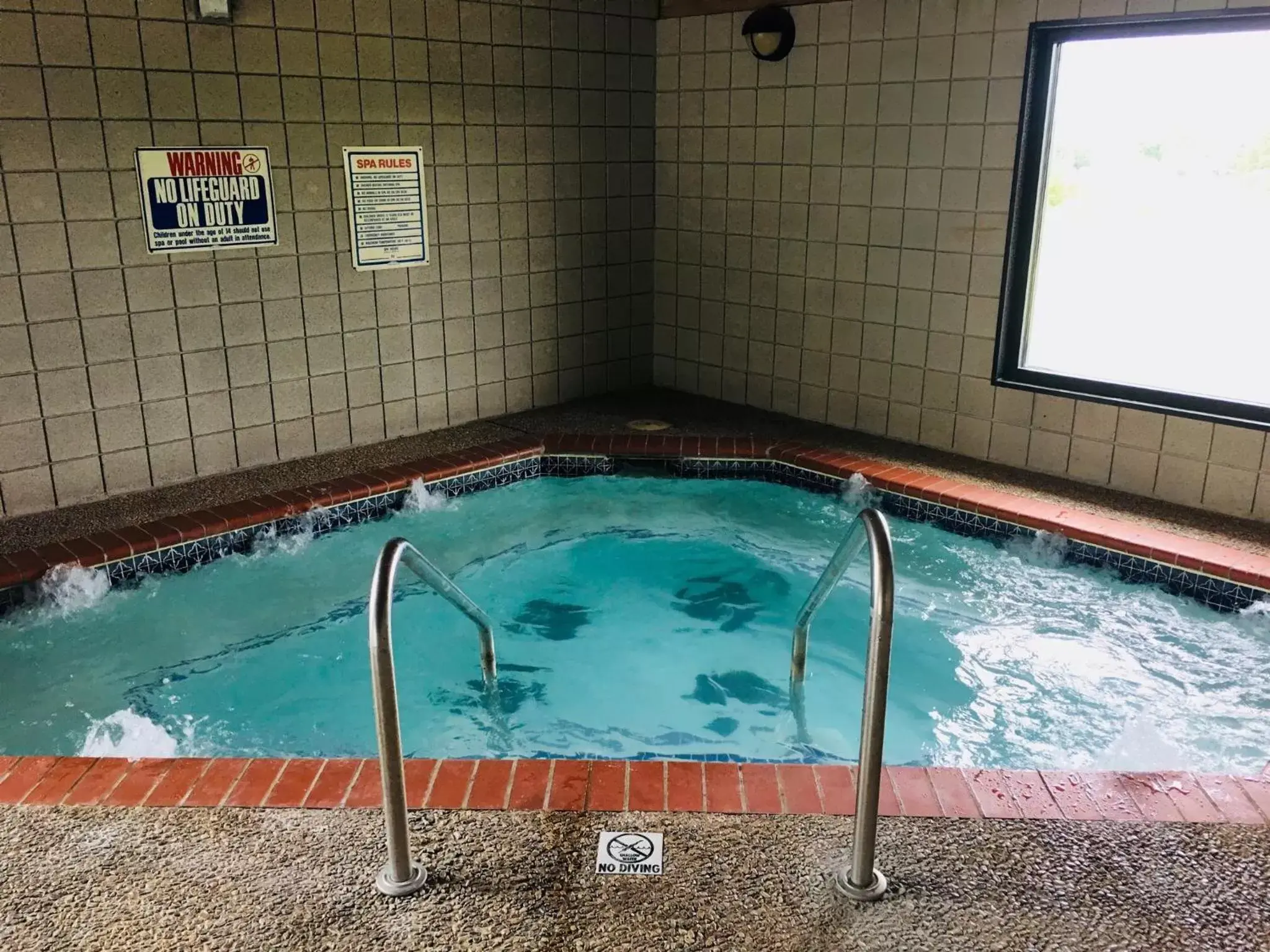 Swimming Pool in Regency Inn and Suites