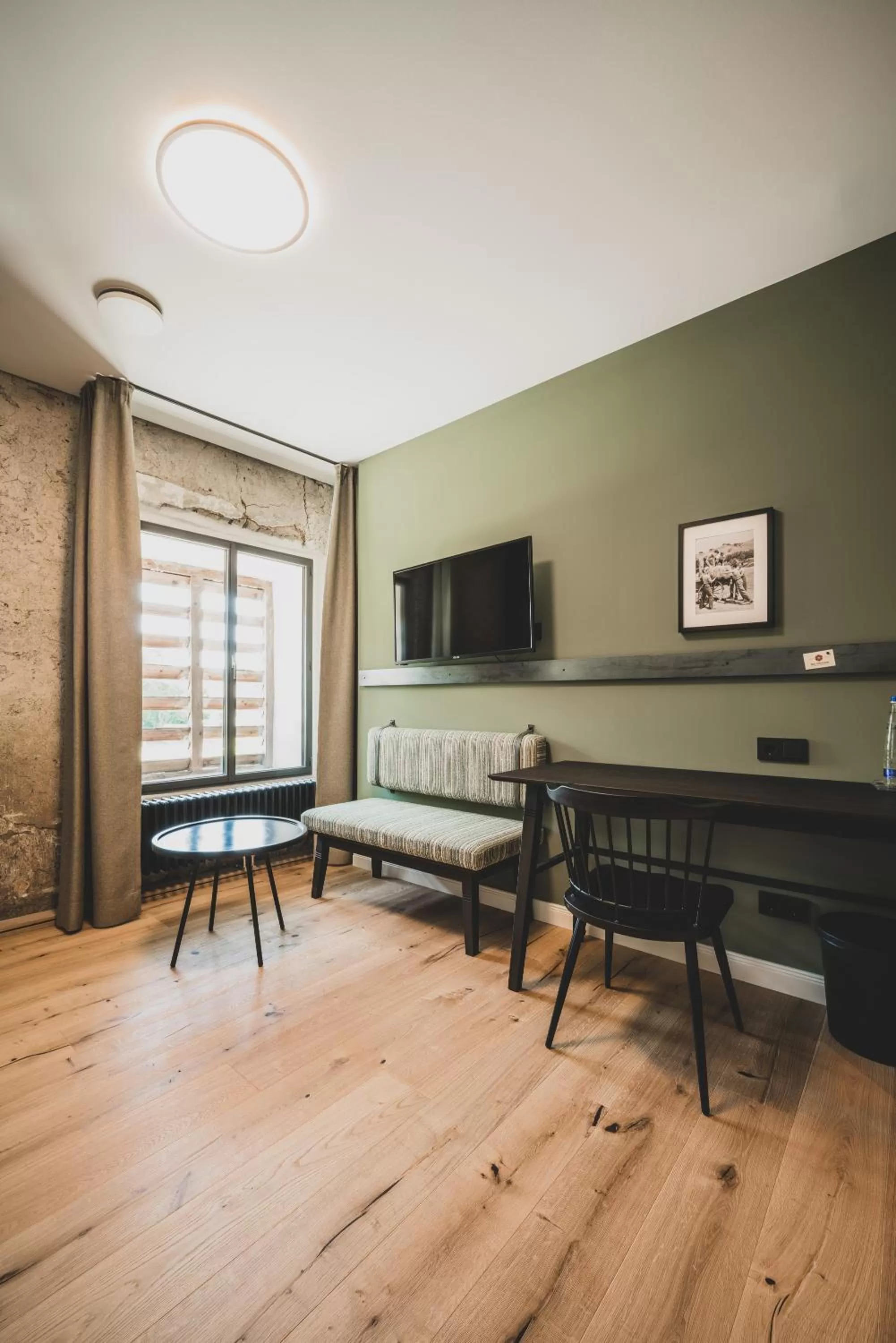 Seating area in LANDHOTEL ALTE ZOLLSTATION- Historical Building