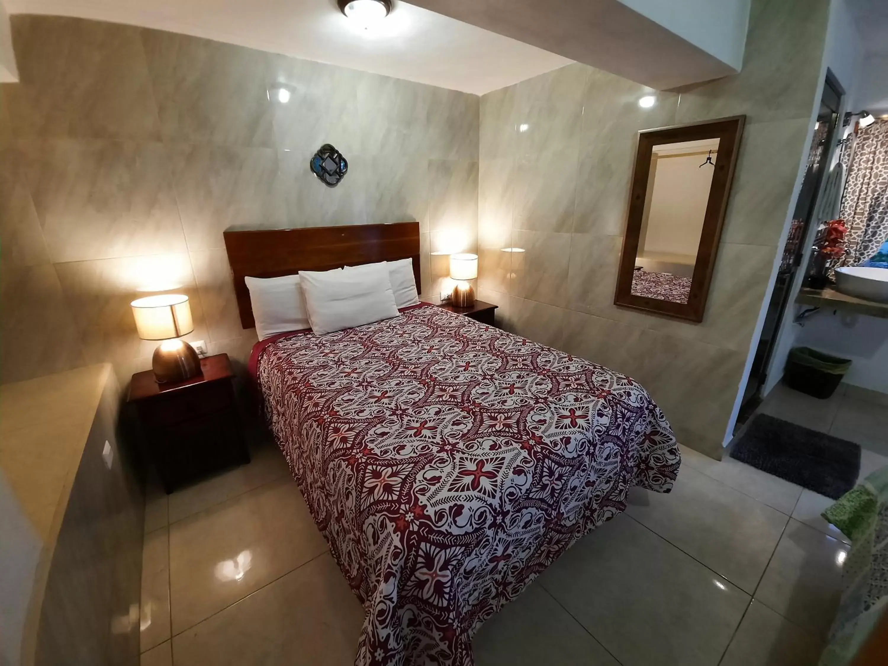 Twin Room with Private Bathroom in Hotel Casa Lima Bacalar