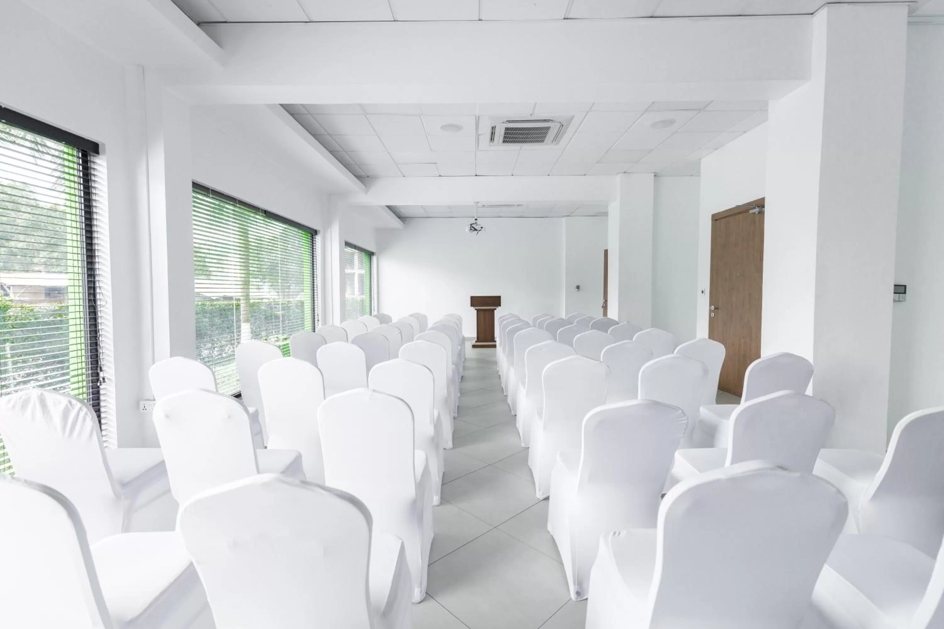 Meeting/conference room in Ibis Styles Accra Airport