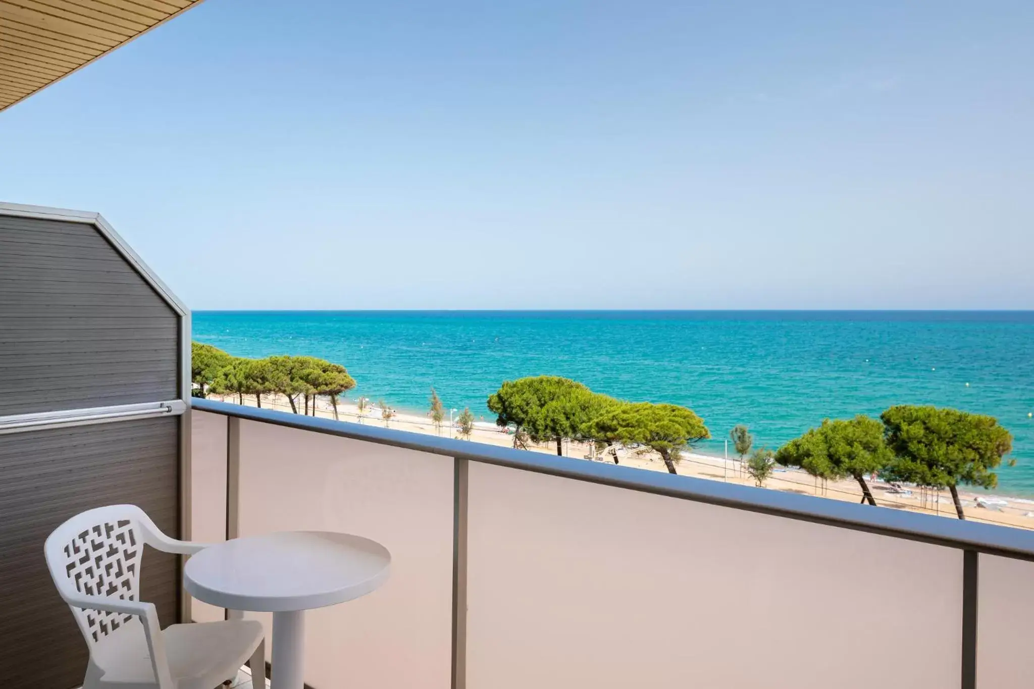 Bedroom in htop Pineda Palace 4Sup - Adults Recommended #htopBliss Bedroom in htop Pineda Palace 4Sup - Adults Recommended #htopBliss