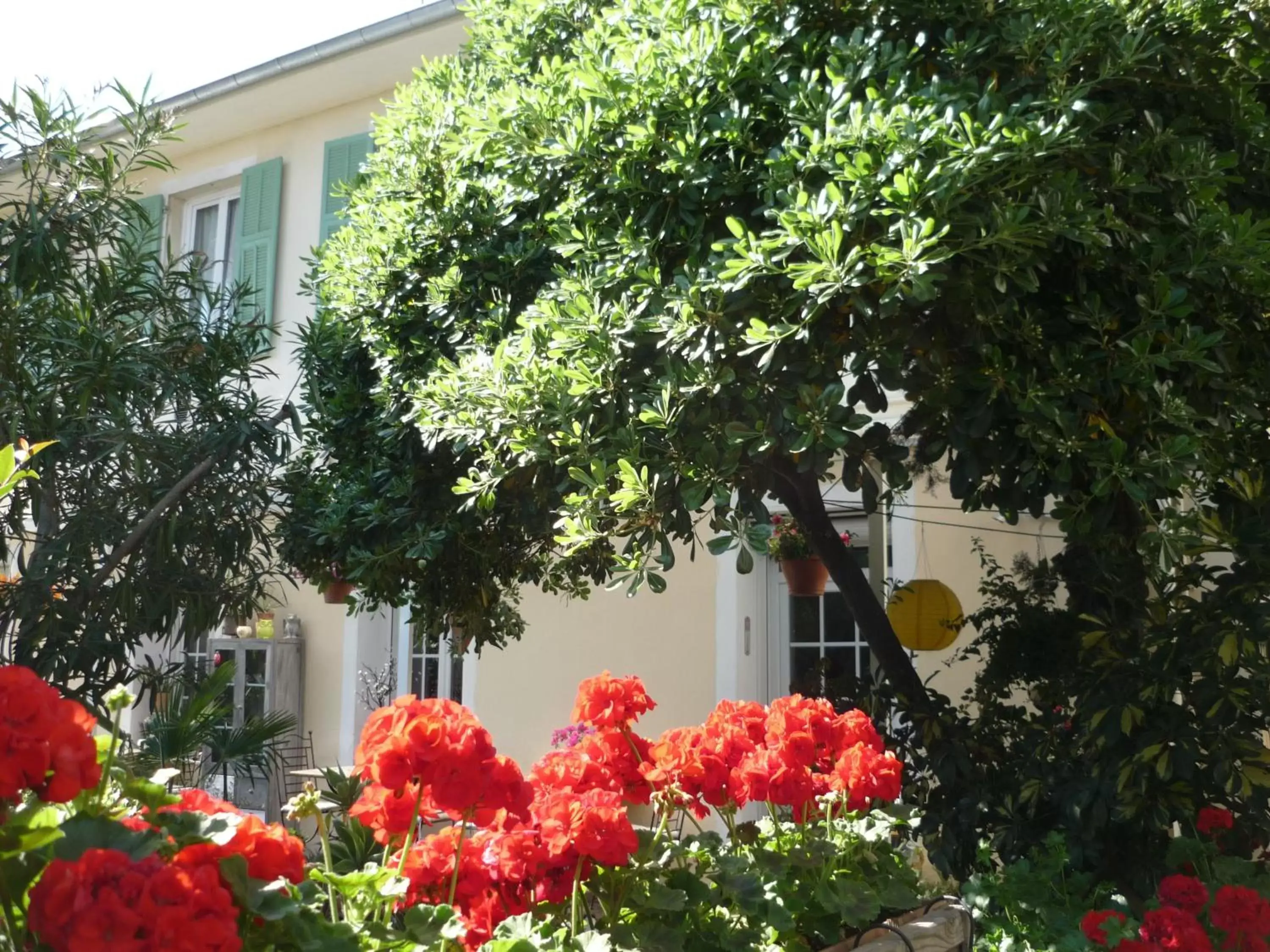Facade/entrance in Logis Hôtel Villa Victorine Facade/entrance in Logis Hôtel Villa Victorine