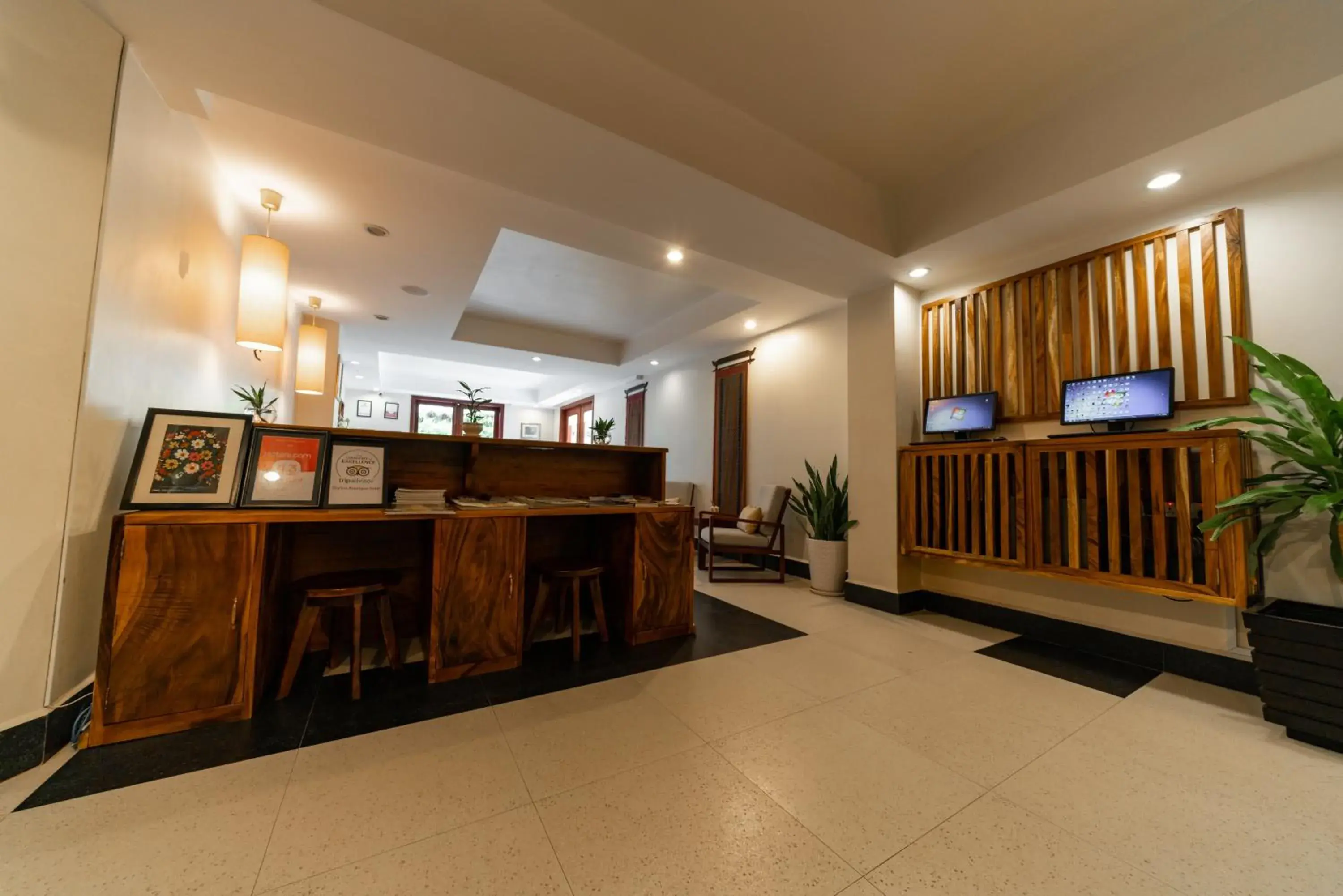 Business facilities in Skyline Boutique Hotel