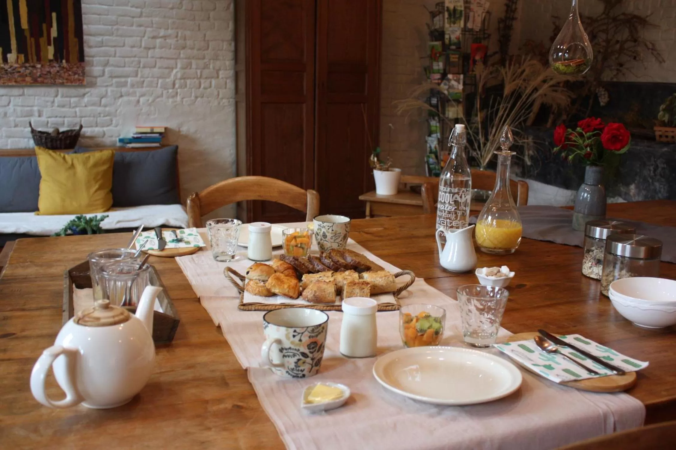 Breakfast in L'Atterrissage