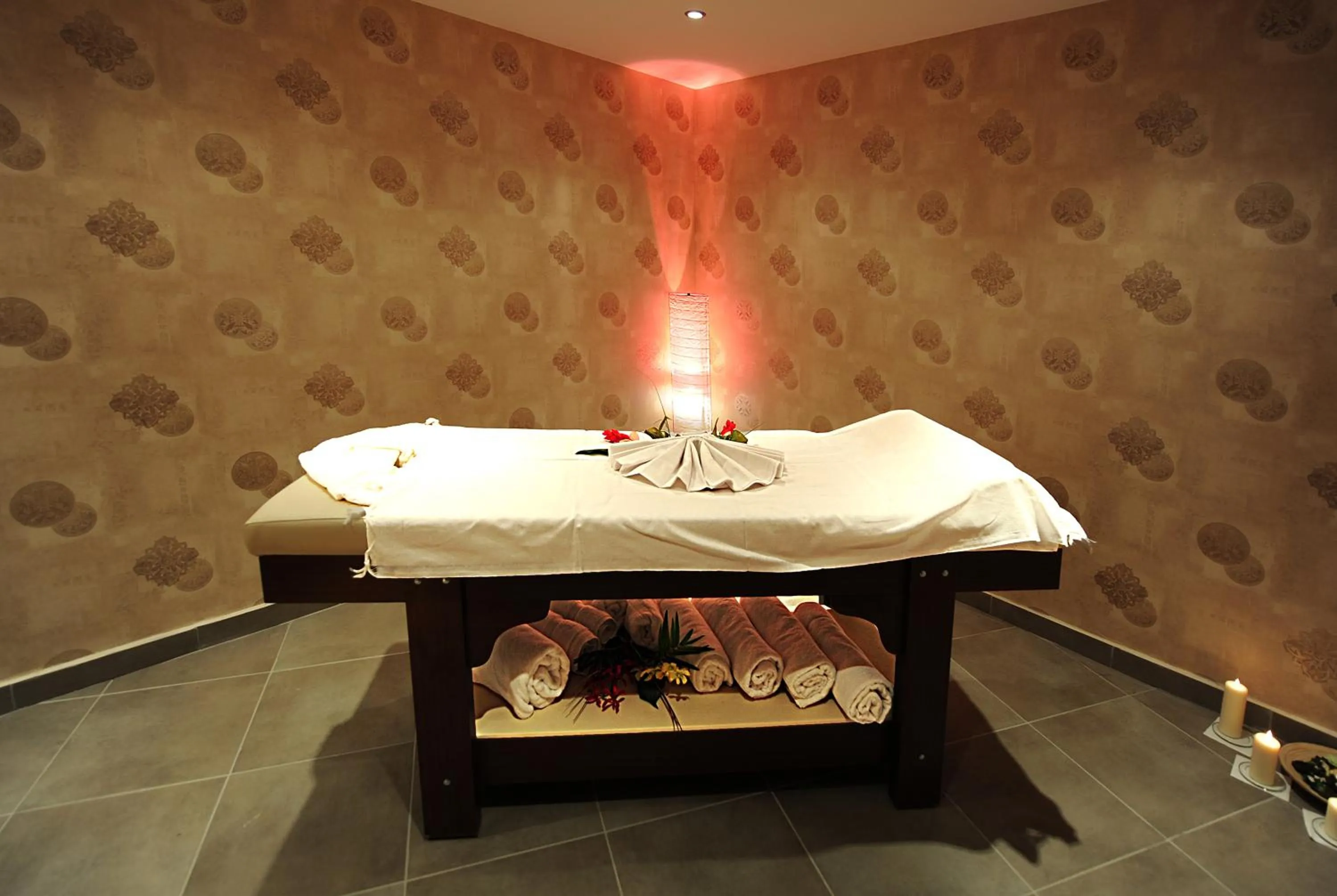 Massage in Askoc Hotel & SPA