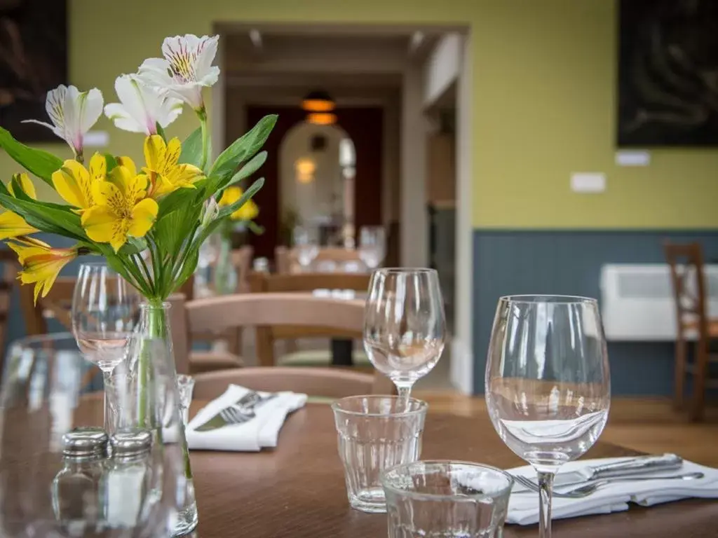 Dining area, Restaurant/Places to Eat in The Cliffe at Dinham