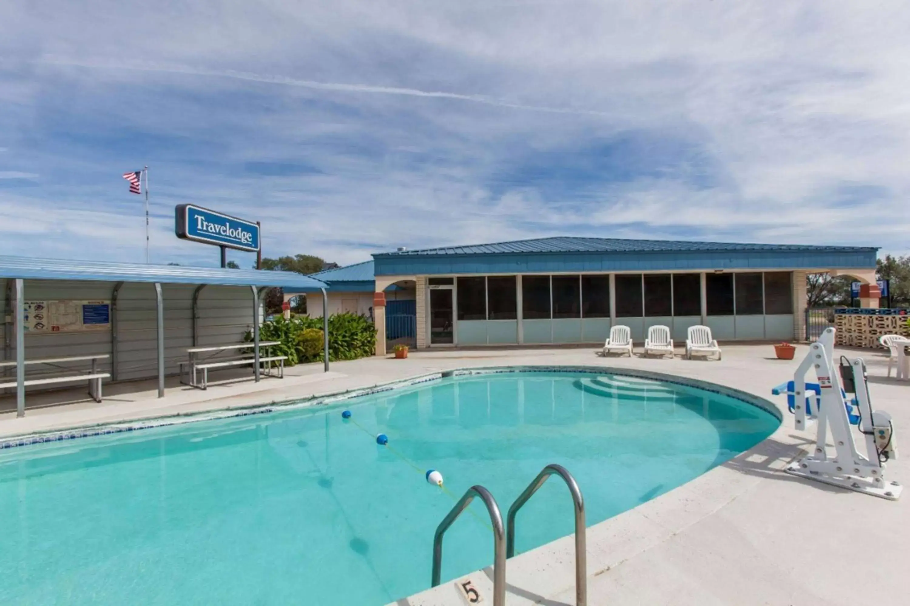 Swimming Pool in Travelodge by Wyndham Memphis