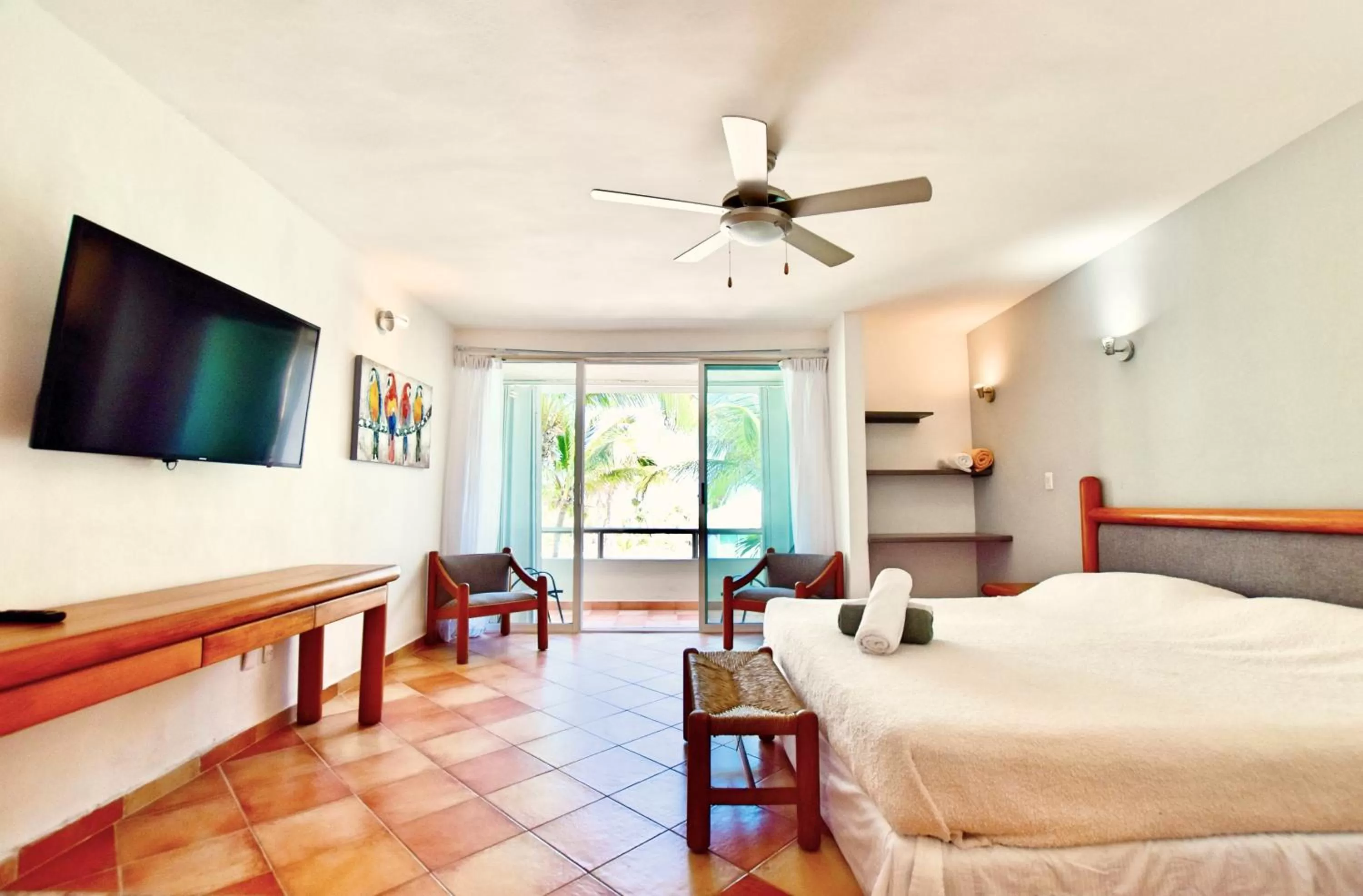 TV and multimedia, Bed in Solymar Condo Beach Resort by Casago