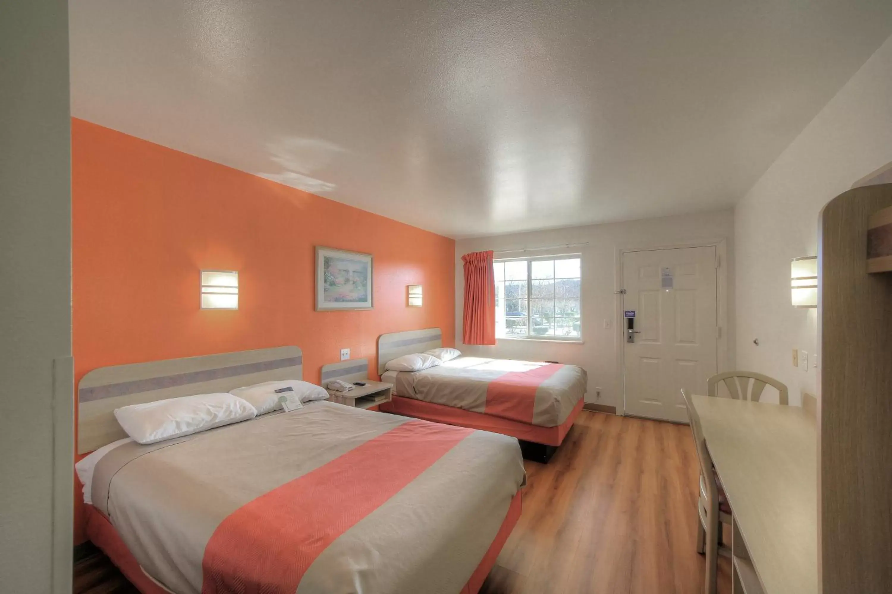 Bedroom, Bed in Motel 6-Kerrville, TX