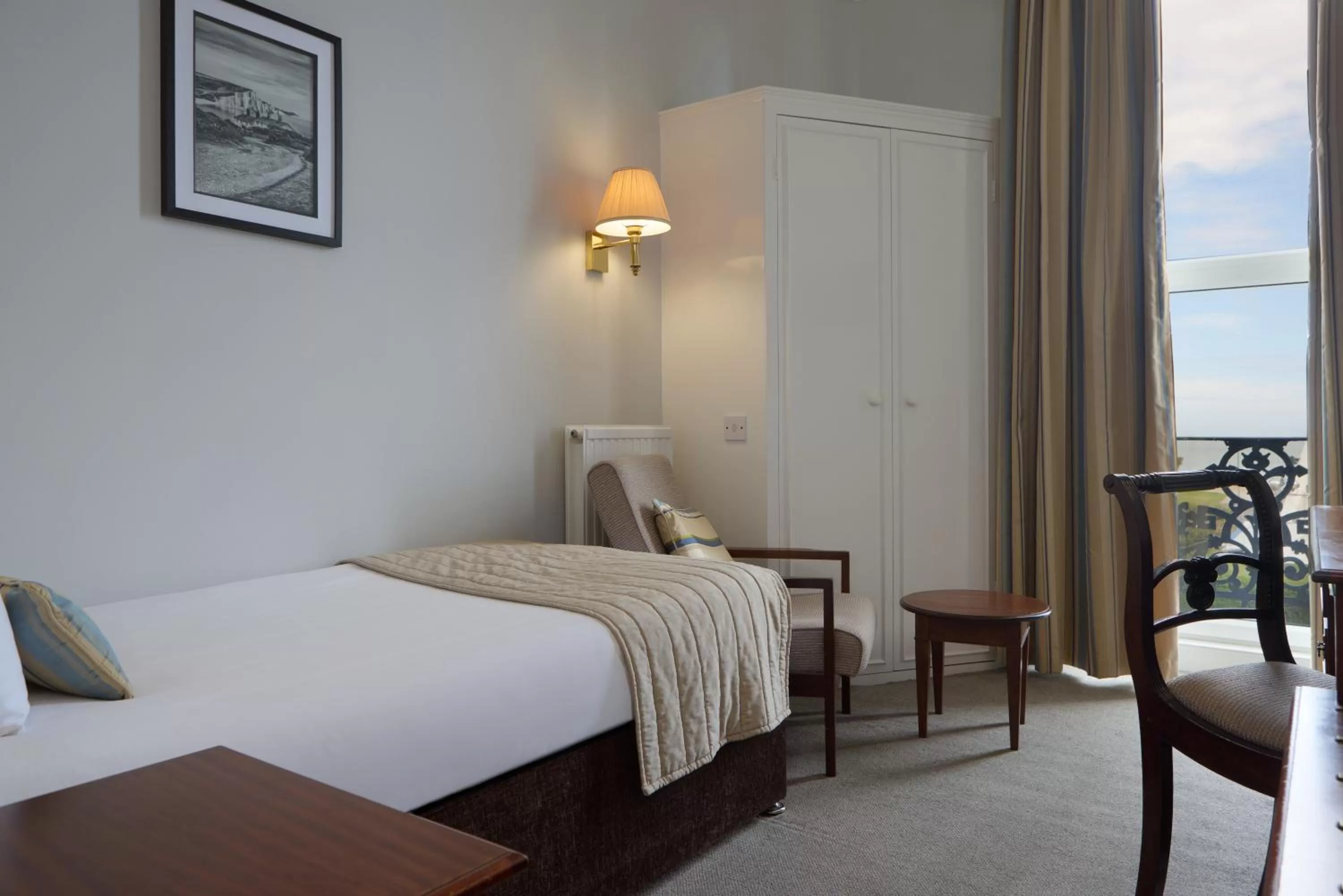 Bedroom, Bed in The Lansdowne, Eastbourne