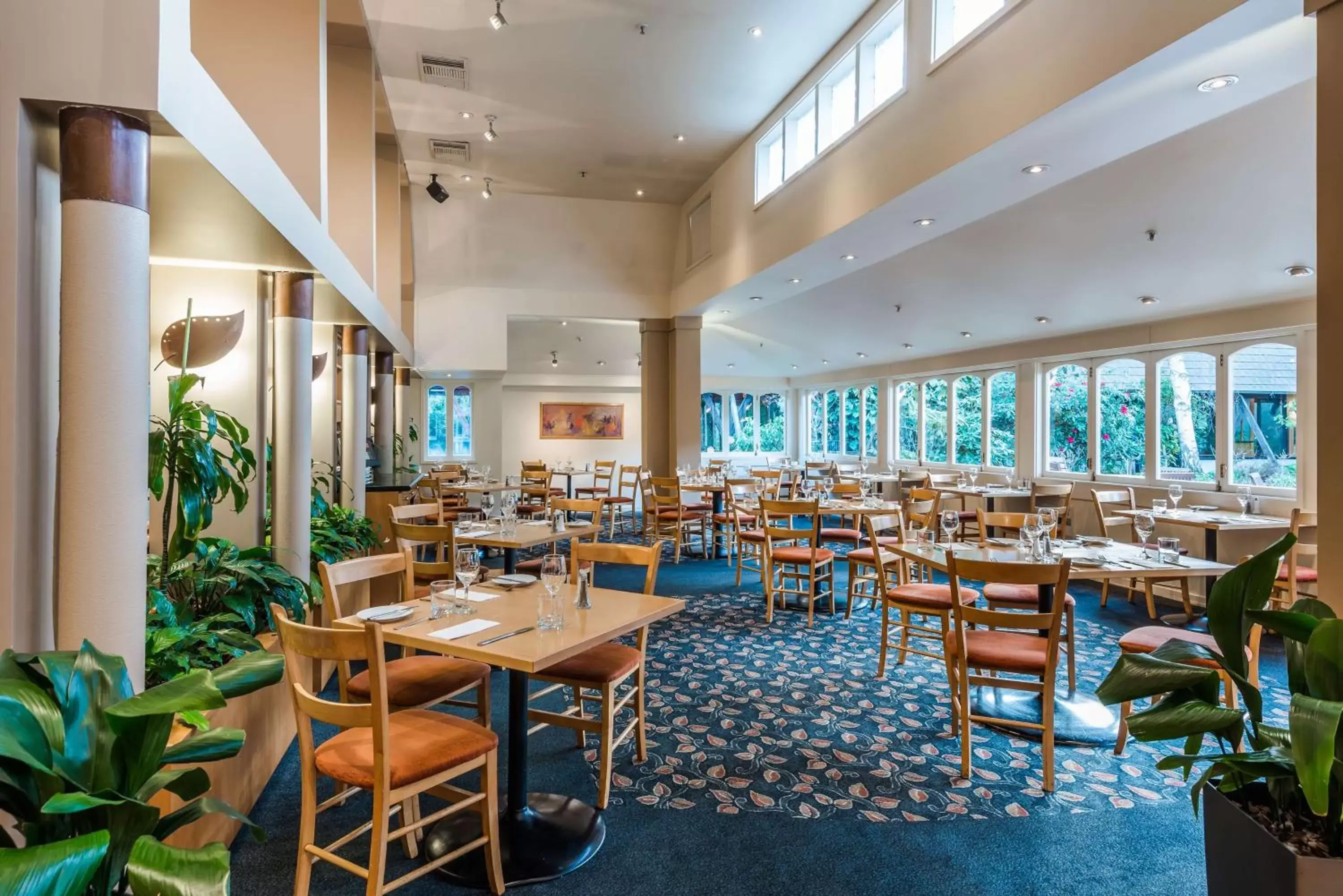 Restaurant/Places to Eat in Chateau On The Park - Christchurch, A Doubletree By Hilton